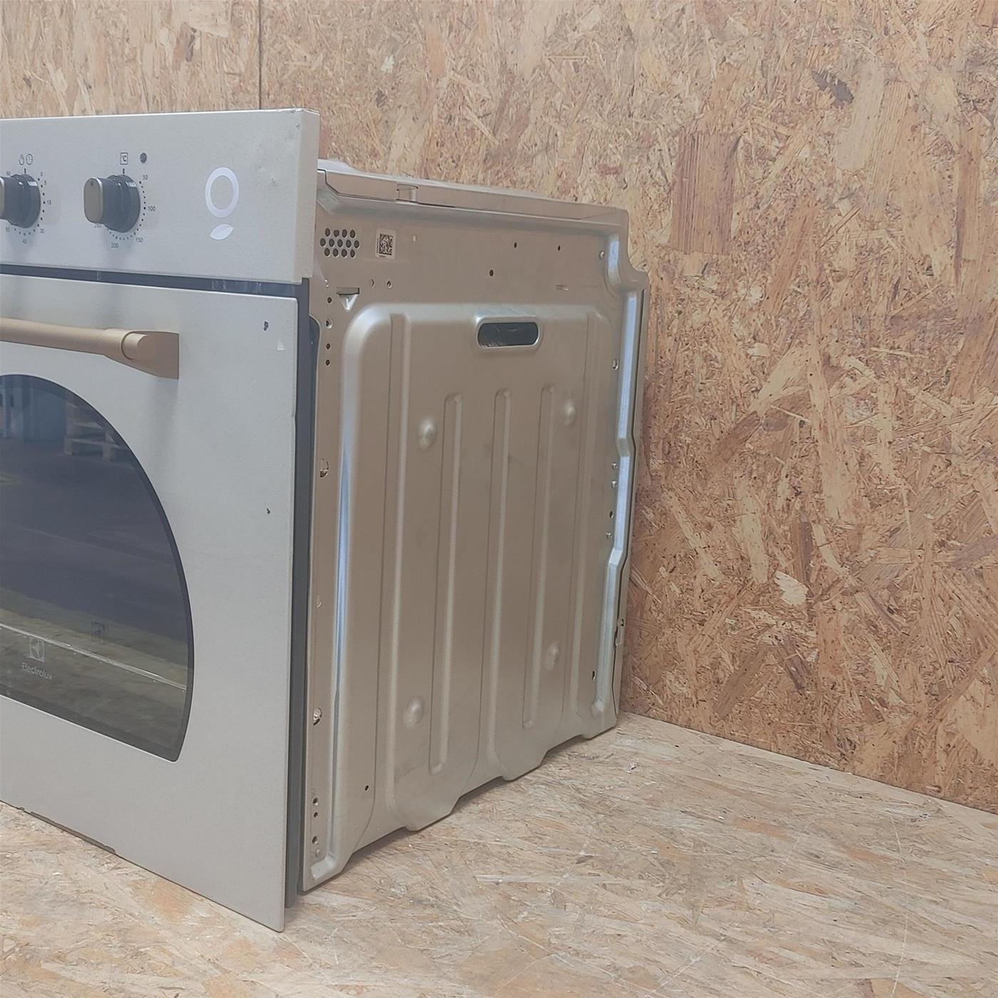 Forno elettrico Electrolux ROB2201AON
