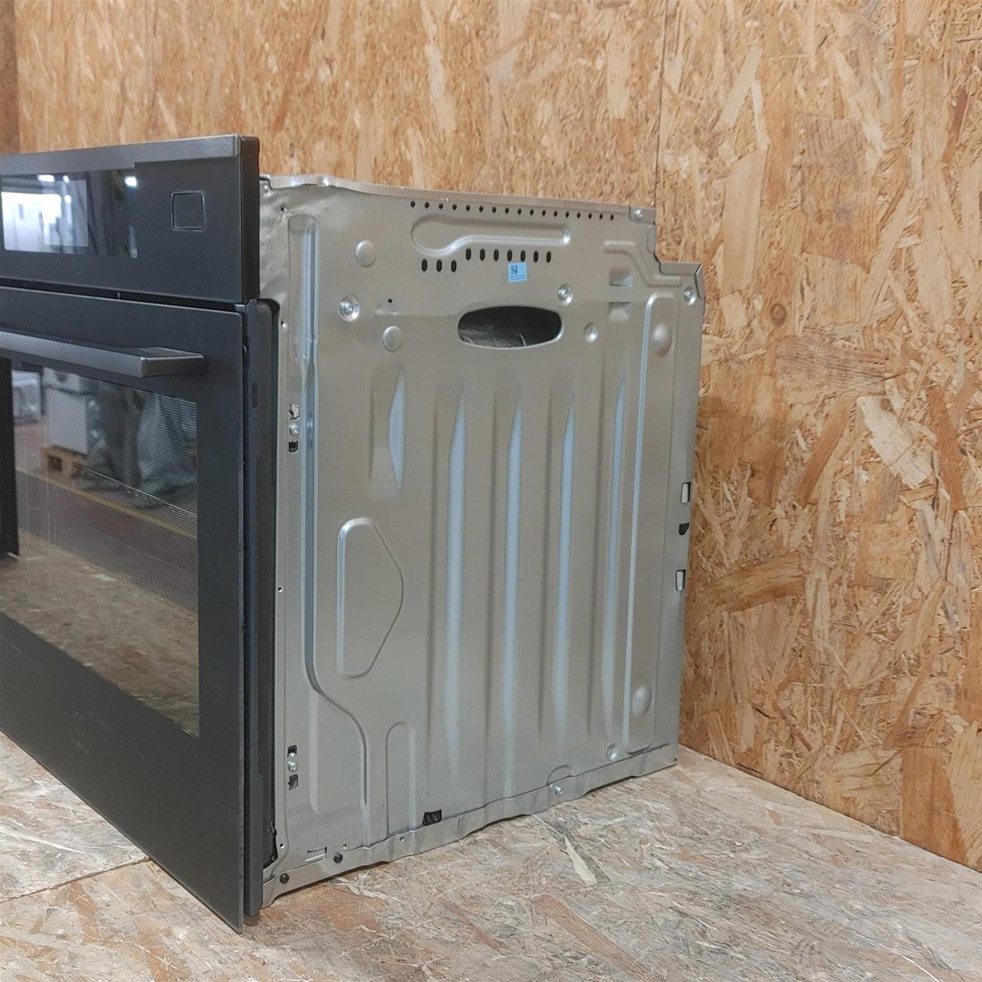 Forno elettrico Electrolux Serie 800 KOBAS3XT A vapore Wi-Fi