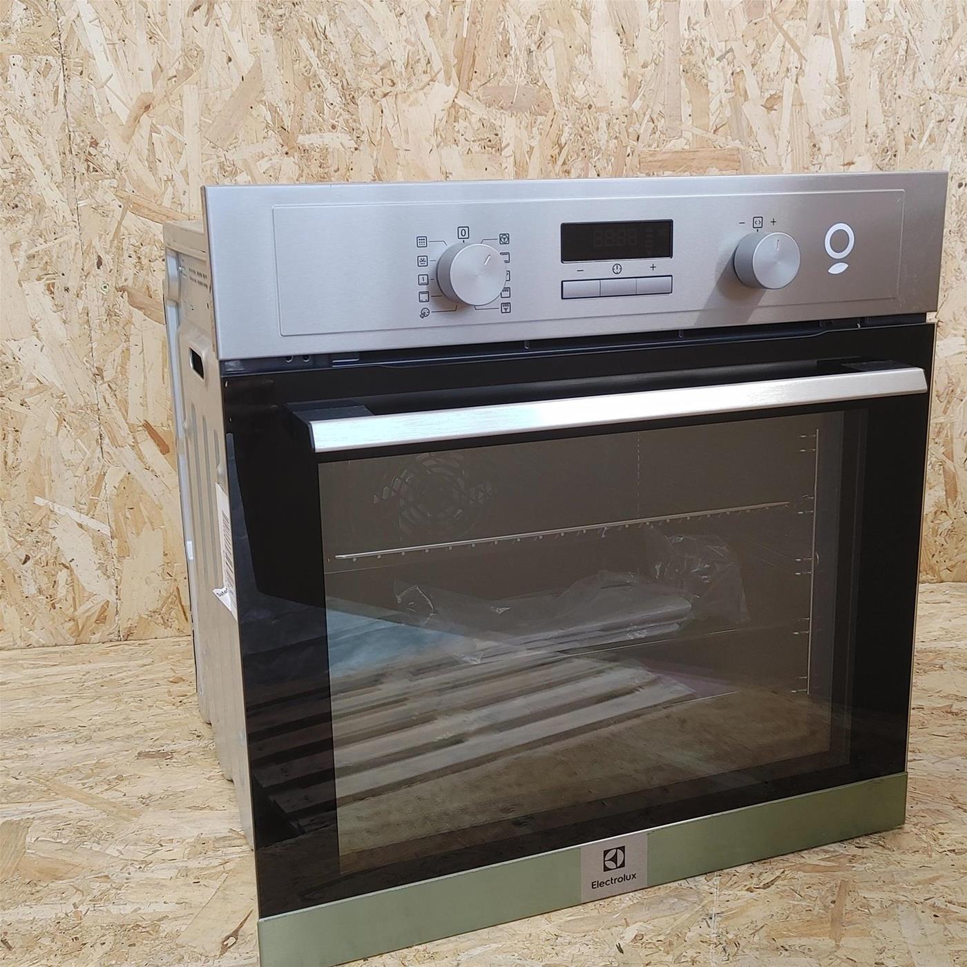 Electrolux EOF4P04X 72 L A+ Acciaio inossidabile
