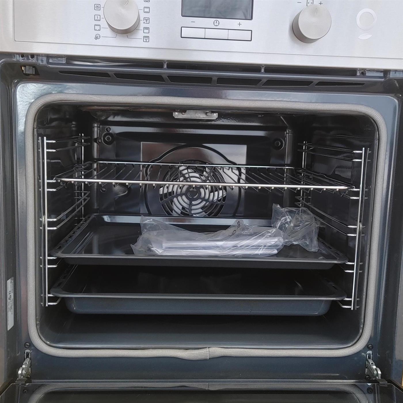 Electrolux EOF4P04X 72 L A+ Acciaio inossidabile