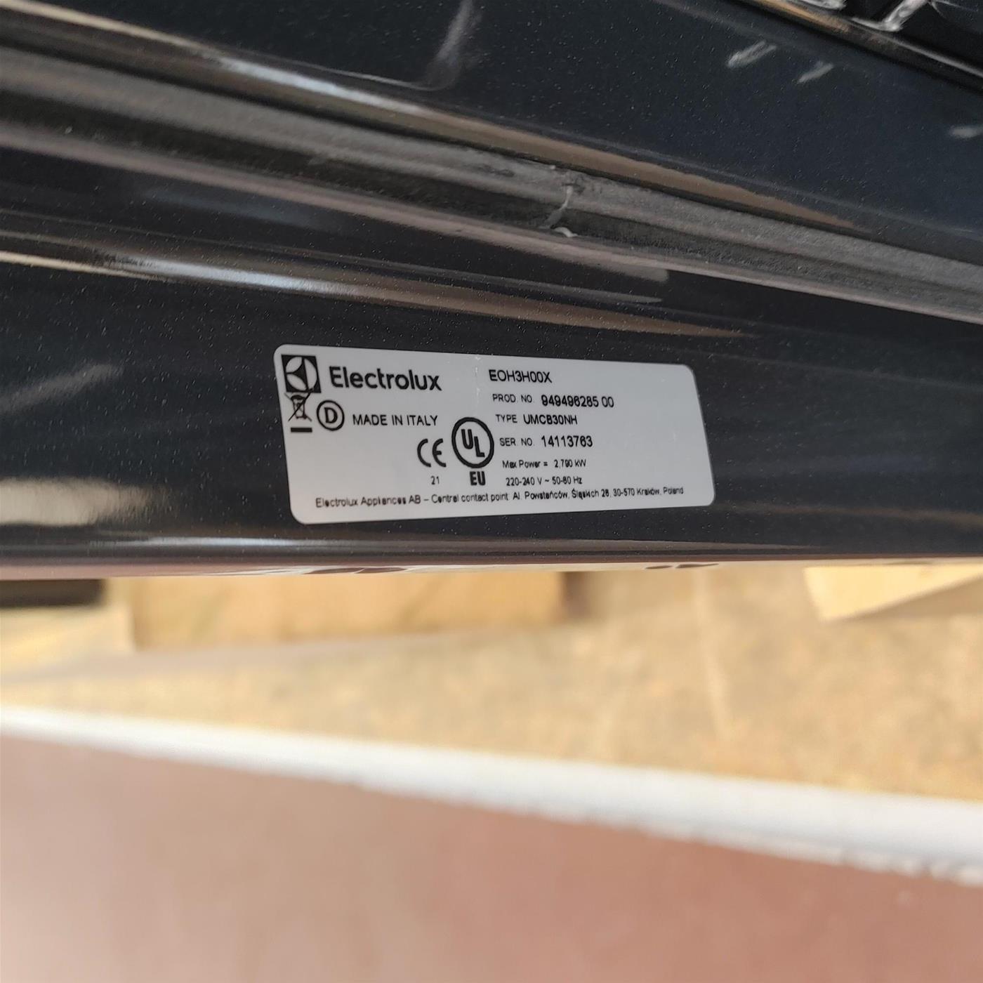 Electrolux EOH3H00X 72 L 2960 W A Acciaio inossidabile