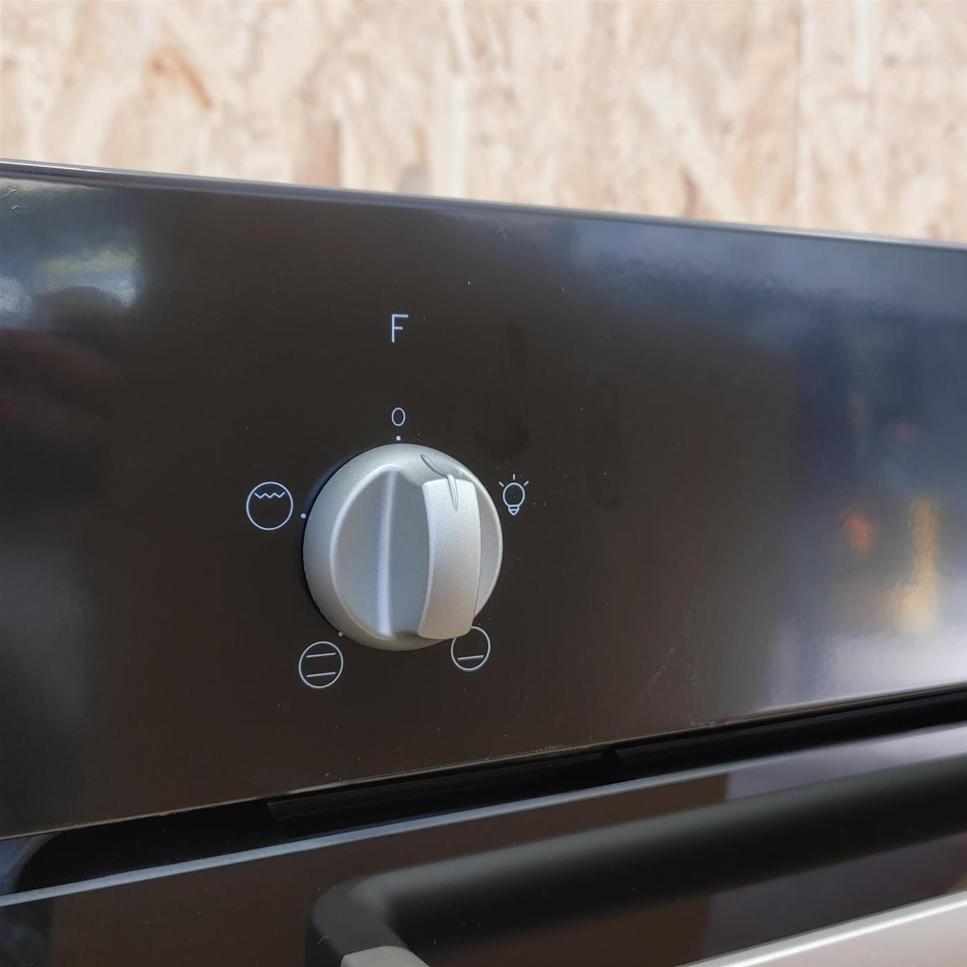 Indesit IFV 220 BL forno statico 57 L 2500 W A Nero