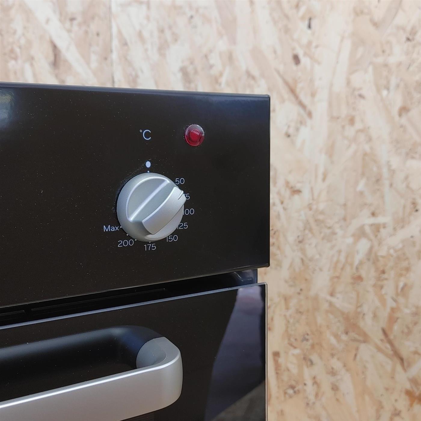 Indesit IFV 220 BL forno statico 57 L 2500 W A Nero