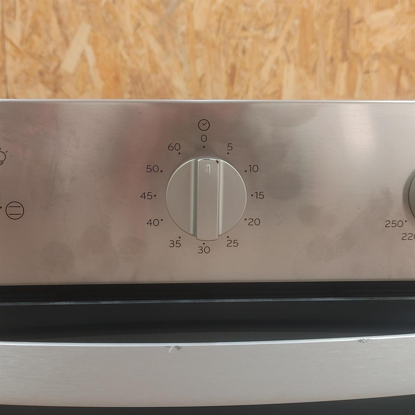 Forno elettrico Indesit IFW5530IX