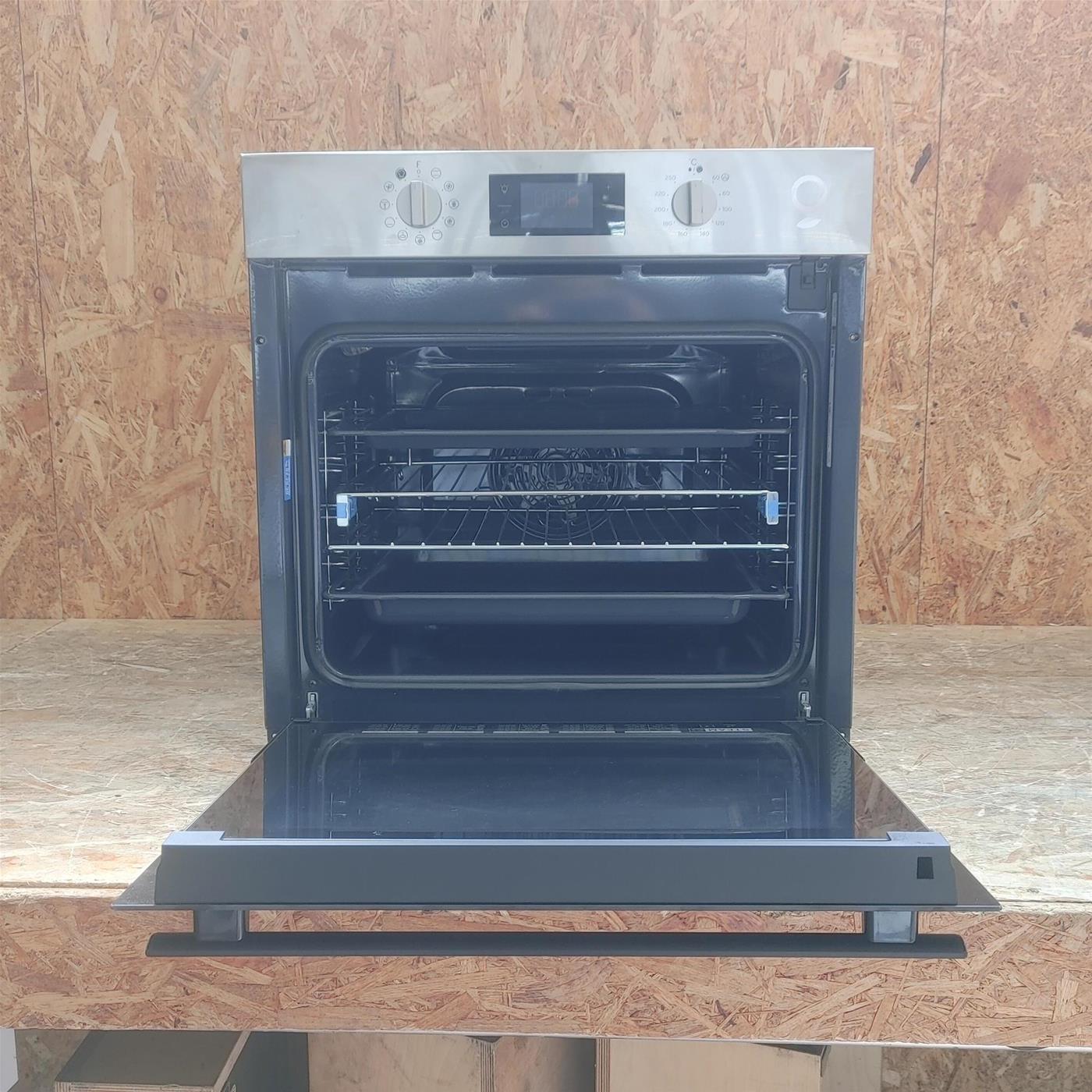 Forno elettrico Indesit IFW 5844 IX