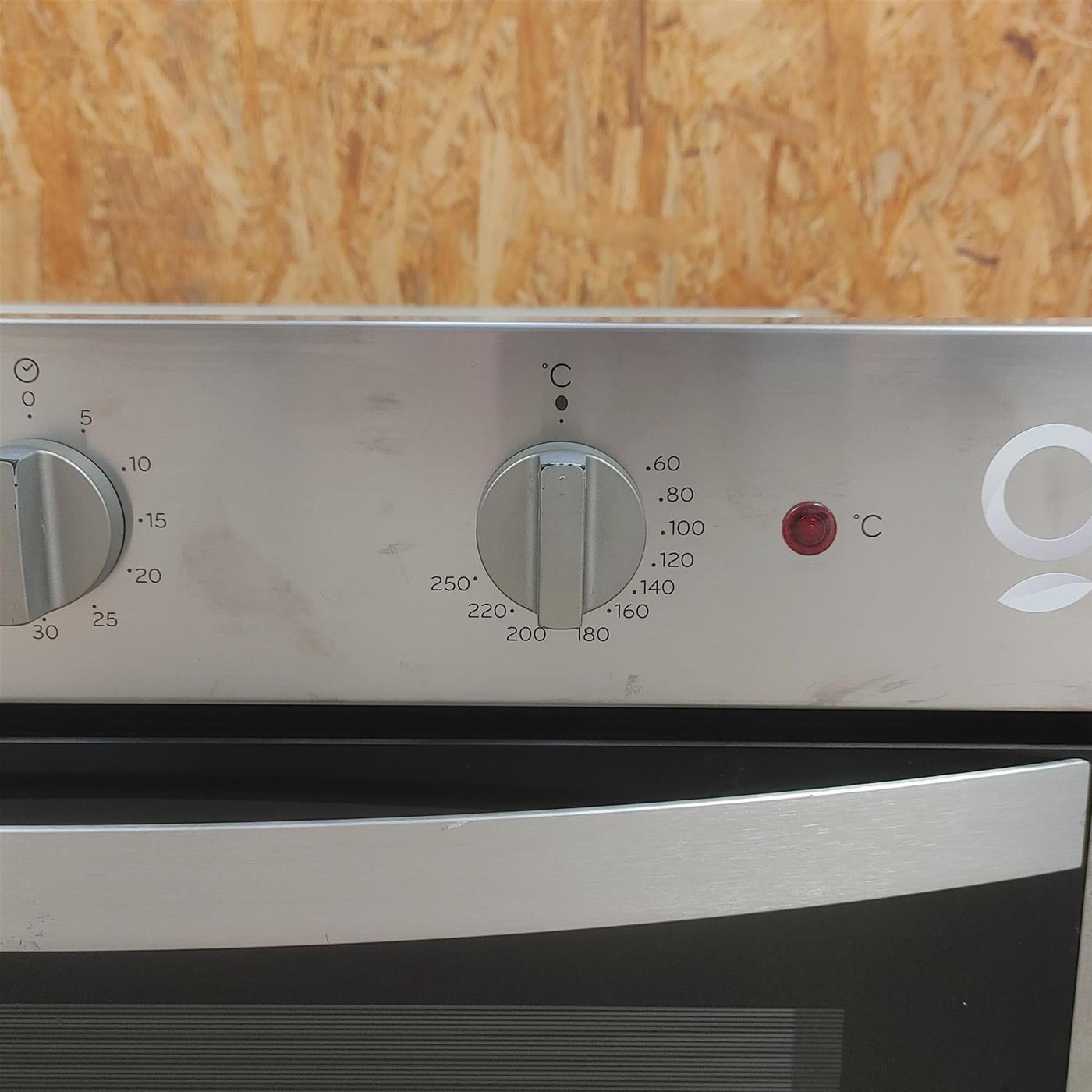 Forno elettrico Indesit IFW 5530 IX