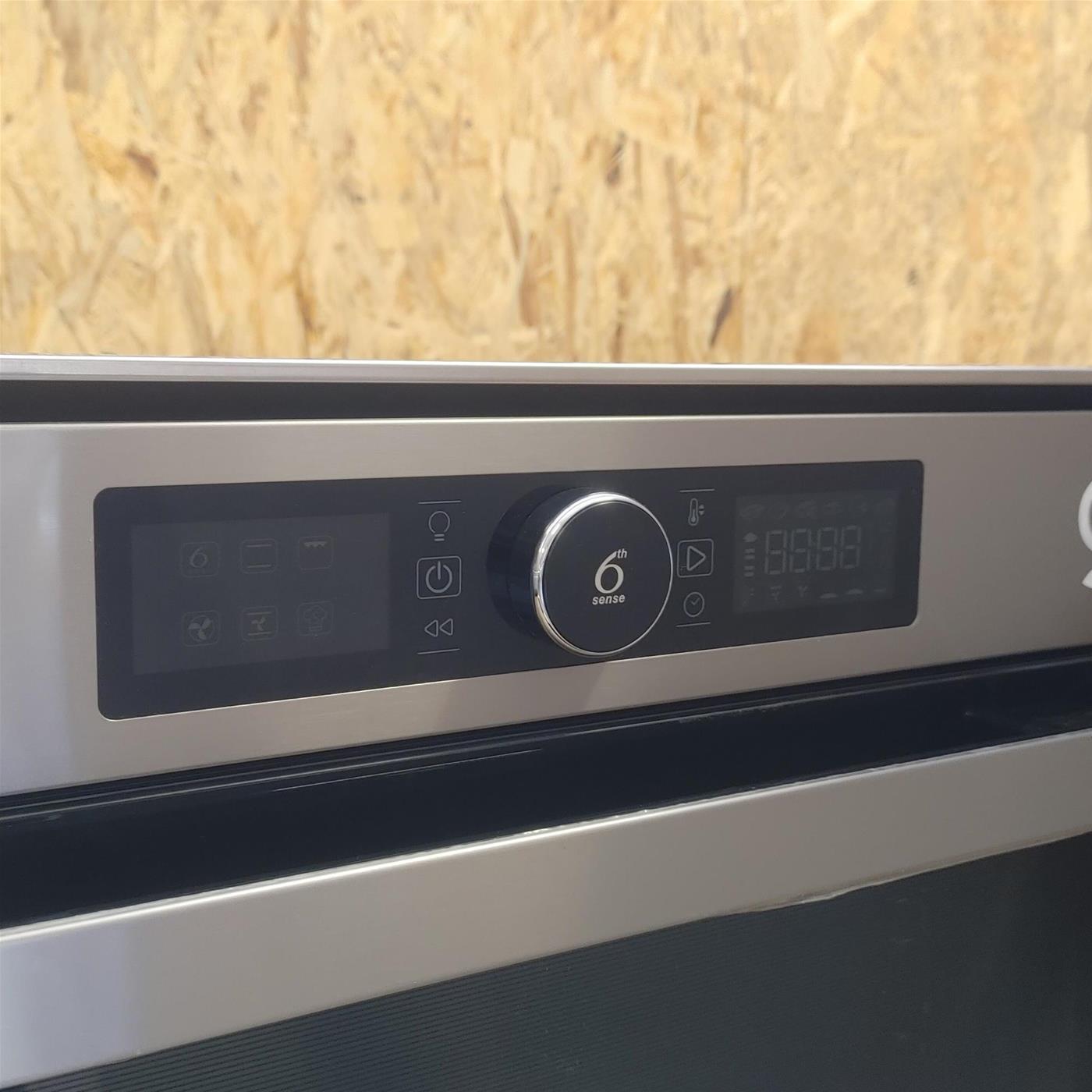 Whirlpool Absolute AKZM 8420 IX 73 L 3650 W A+ Acciaio inossidabile