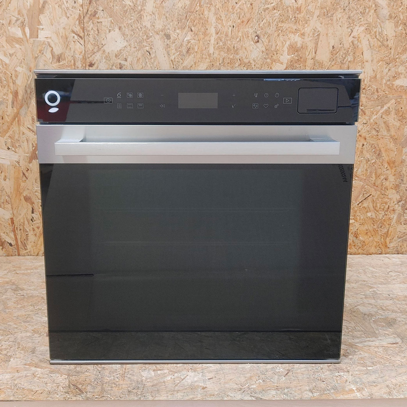 Whirlpool W7 OS4 4S1 H 73 L 3650 W A+ Acciaio inossidabile