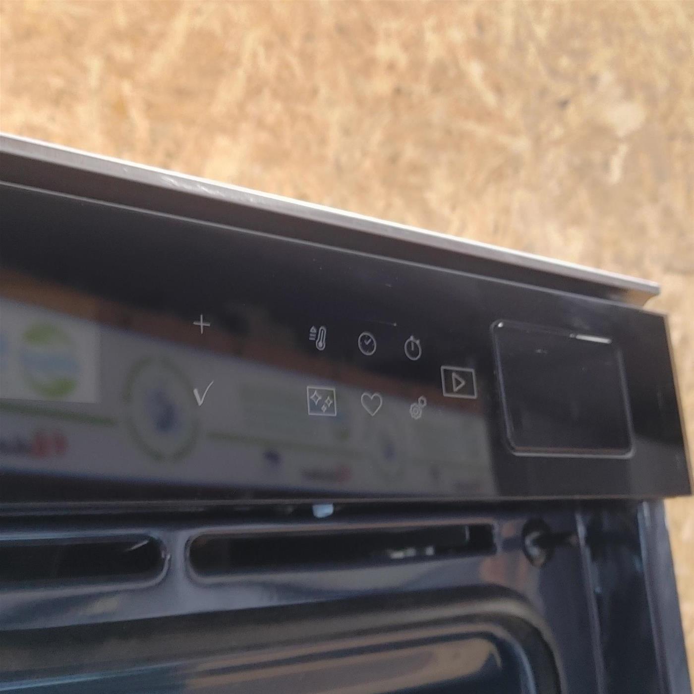 Whirlpool W7 OS4 4S1 H 73 L 3650 W A+ Acciaio inossidabile