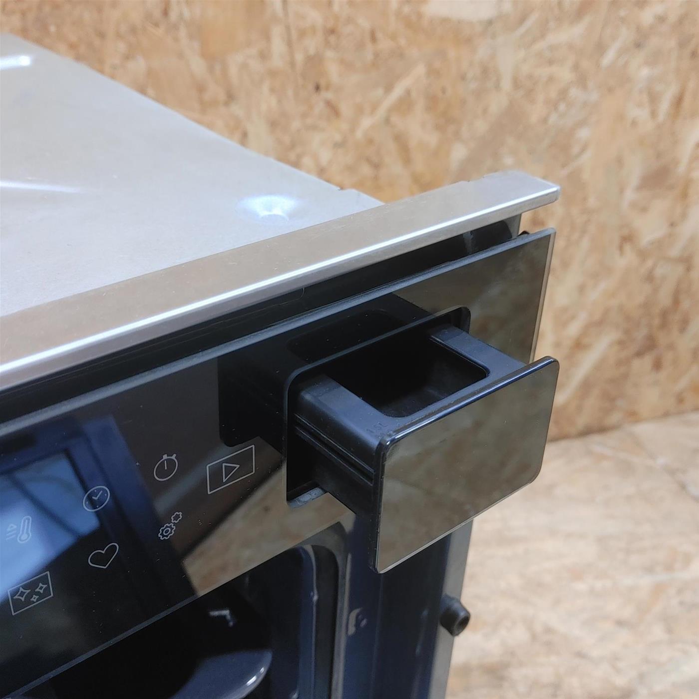 Whirlpool W7 OS4 4S1 H 73 L 3650 W A+ Acciaio inossidabile