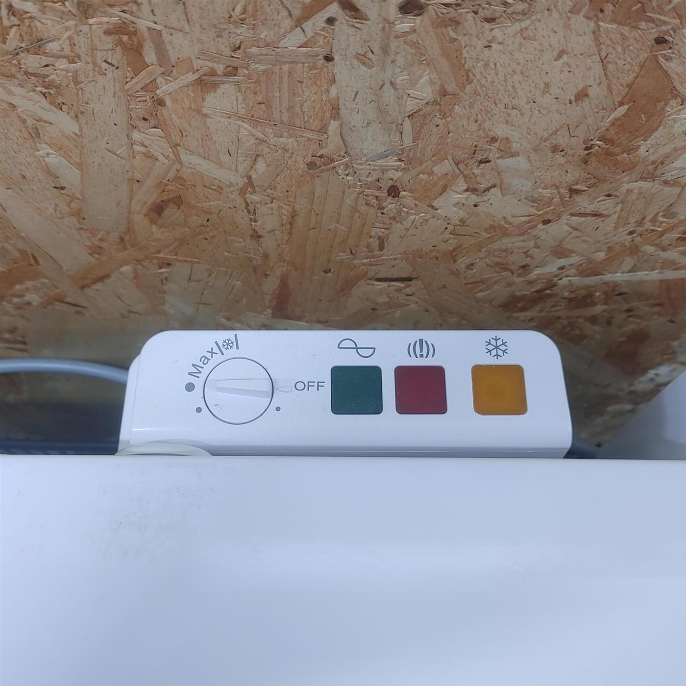 Congelatore a pozzo Beko HS210530N 104 L