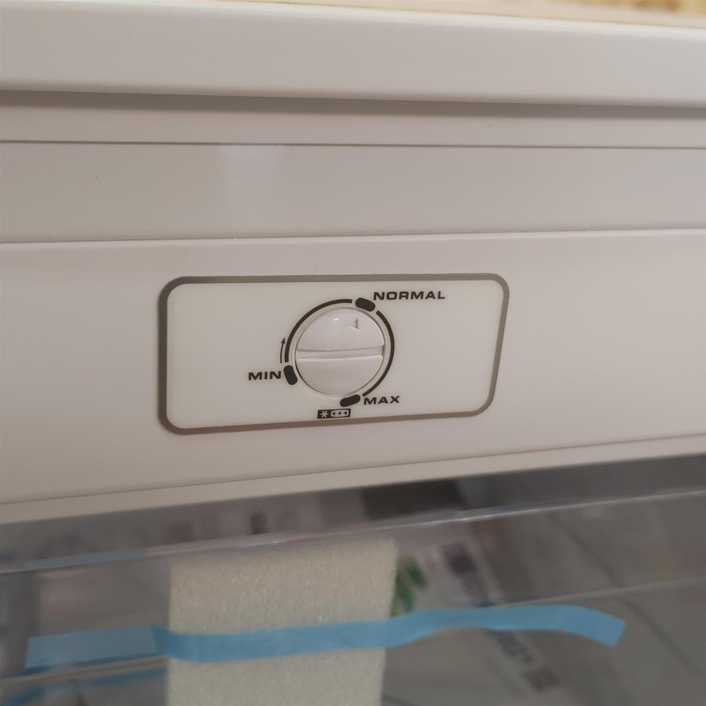 Candy CCTUS 482WHN Congelatore verticale Libera installazione 64 LF Bianco