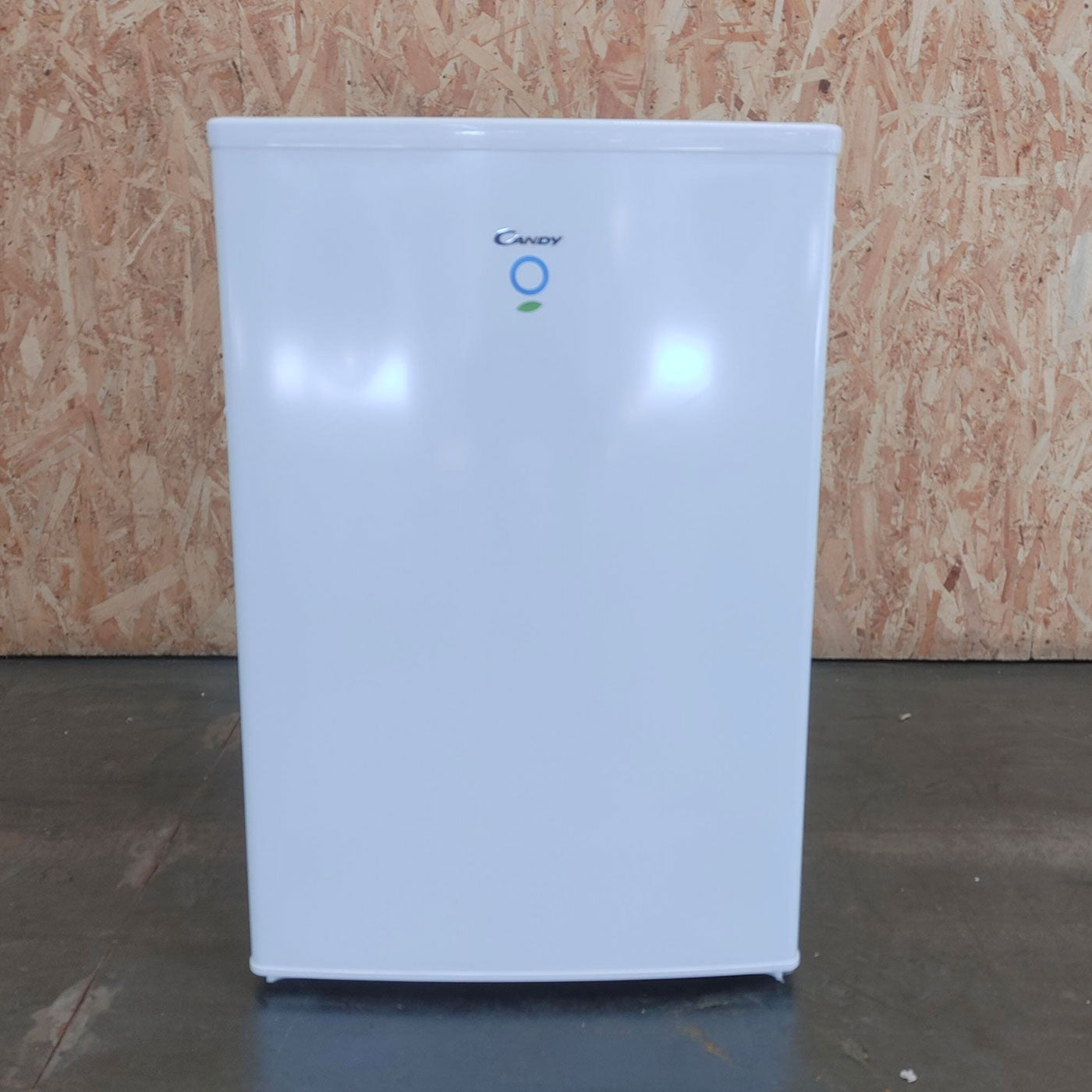 Candy CCTUS 544 WH Congelatore verticale Libera installazione 82 L Bianco