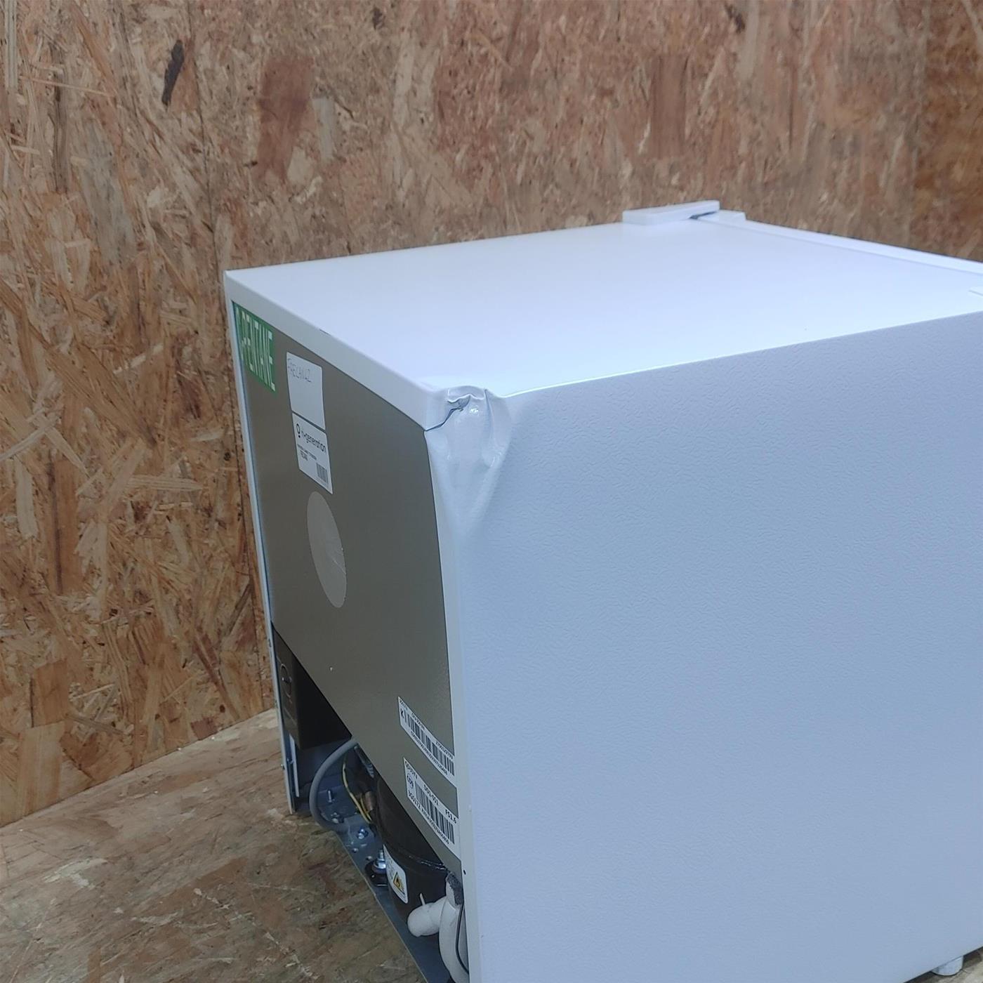 Candy Comfort CFU 050 EN Congelatore verticale Libera installazione 33 LF Bianco