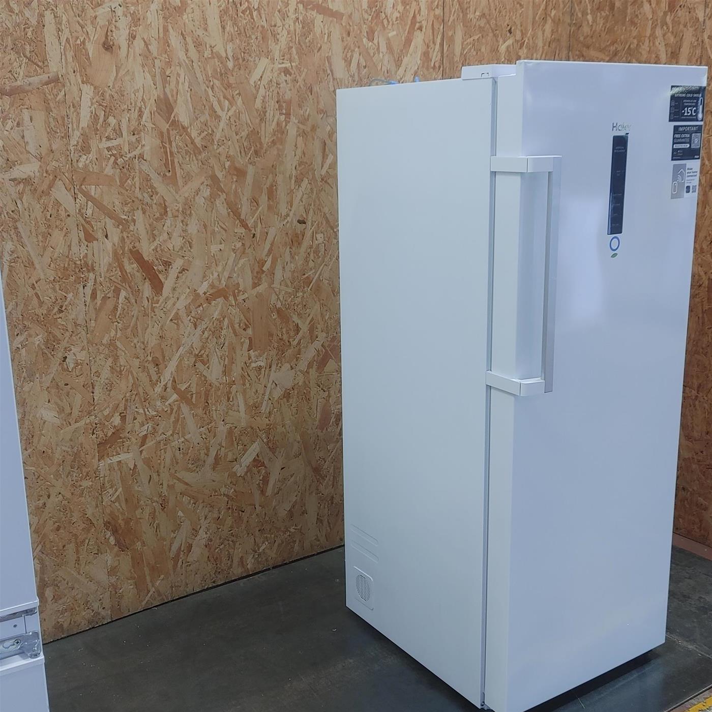 Congelatore Haier H4F226WDH1 verticale Libera installazione 226 L