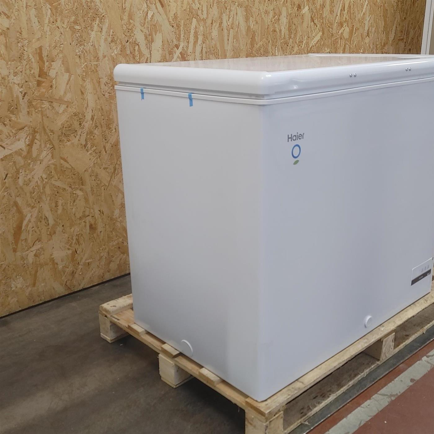 Congelatore a pozzetto Haier HCE251E 248 L
