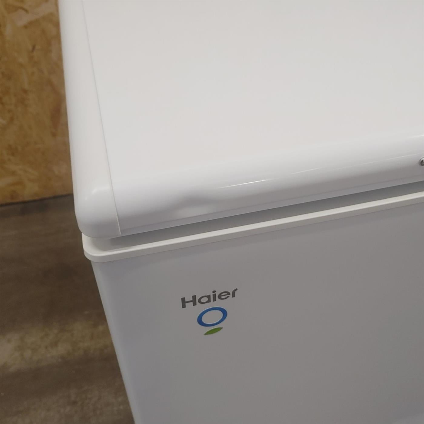 Congelatore a pozzetto Haier HCE251E 248 L