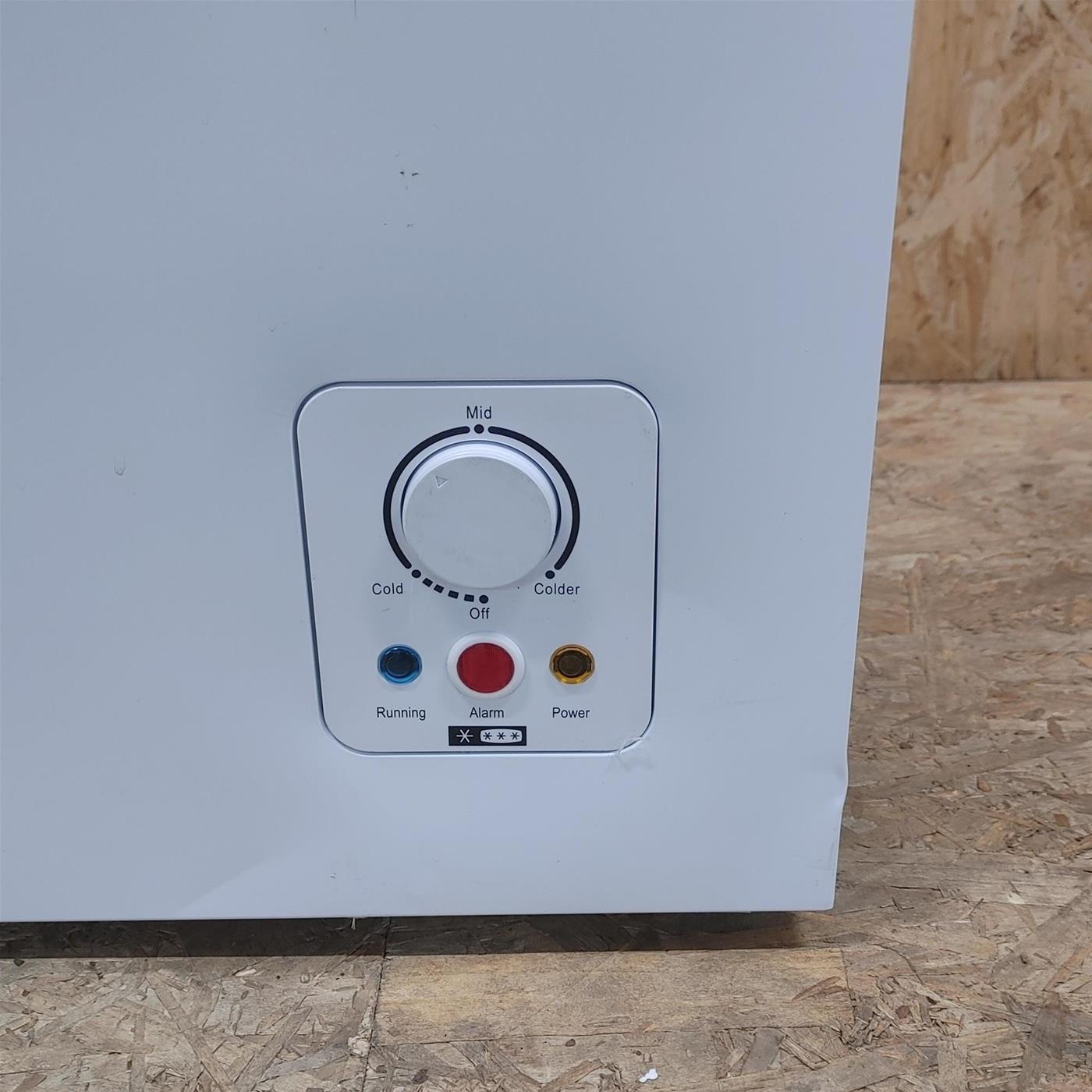 Congelatore Hisense FC258D4AW1 Congelatore a pozzetto Libera installazione 198 LF Bianco
