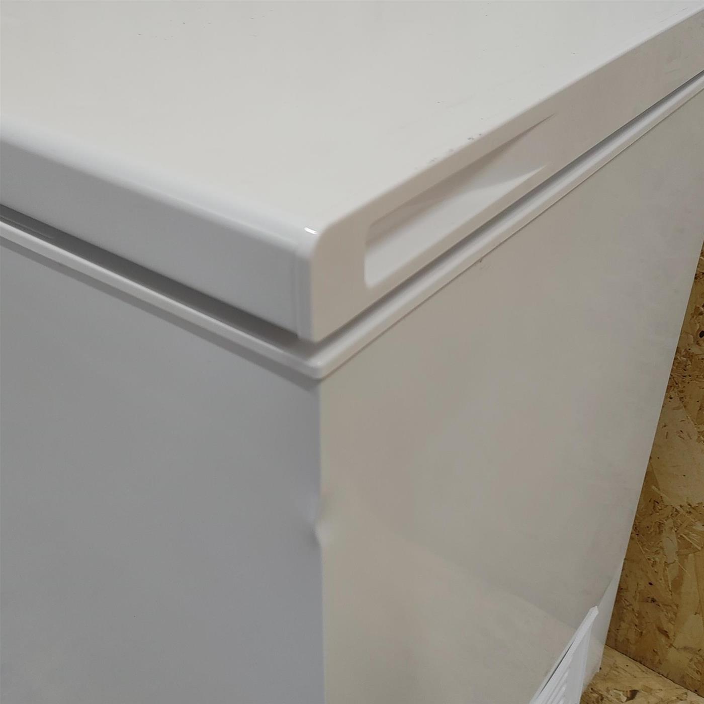 Congelatore Hisense FC258D4AW1 Congelatore a pozzetto Libera installazione 198 LF Bianco