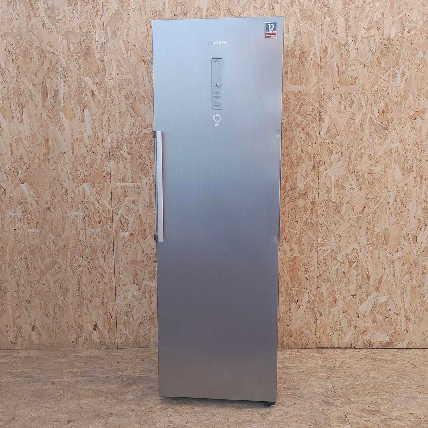 Samsung RZ32M713ES9 Congelatore verticale Libera installazione E Argento, No Frost