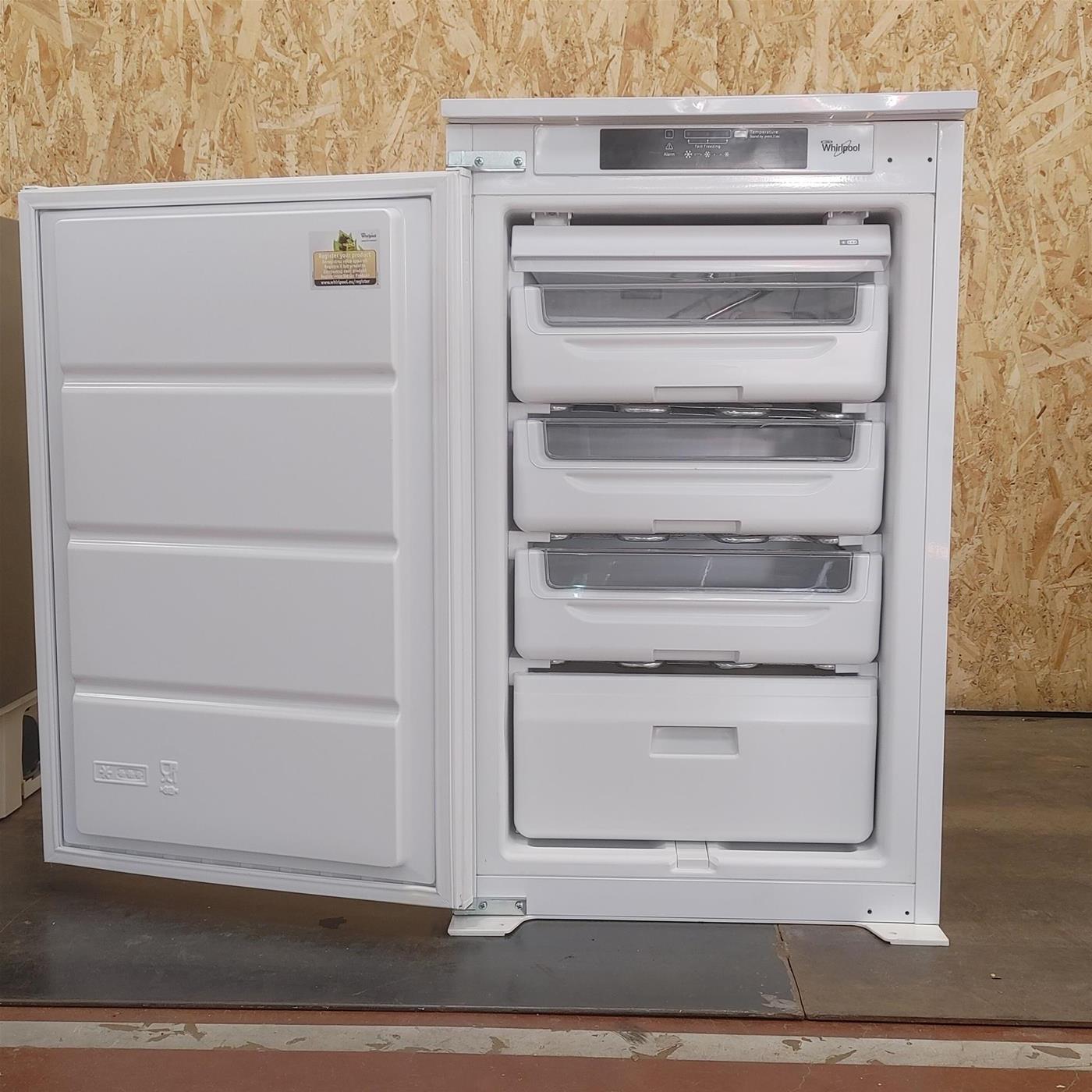 Congelatore verticale Whirlpool AFB 829/A+ da incasso 89 L