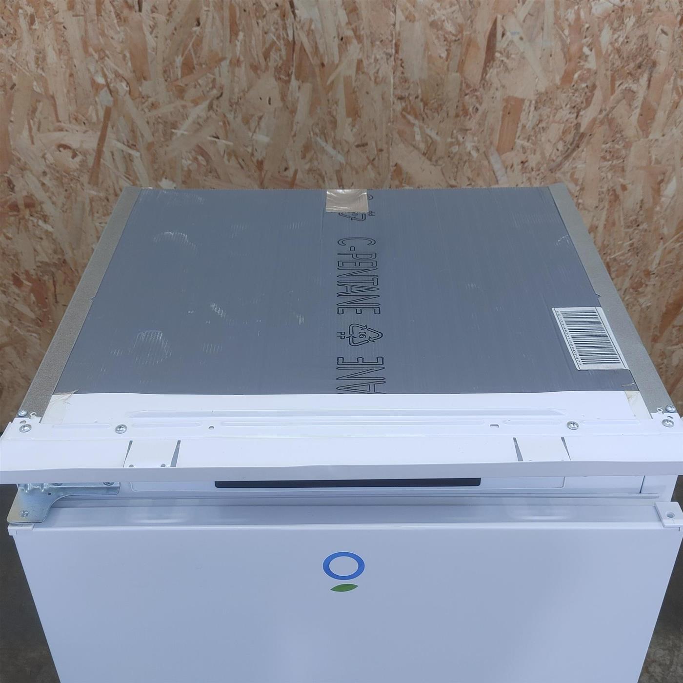 Congelatore verticale Whirlpool AFB 829/A+ da incasso 89 L