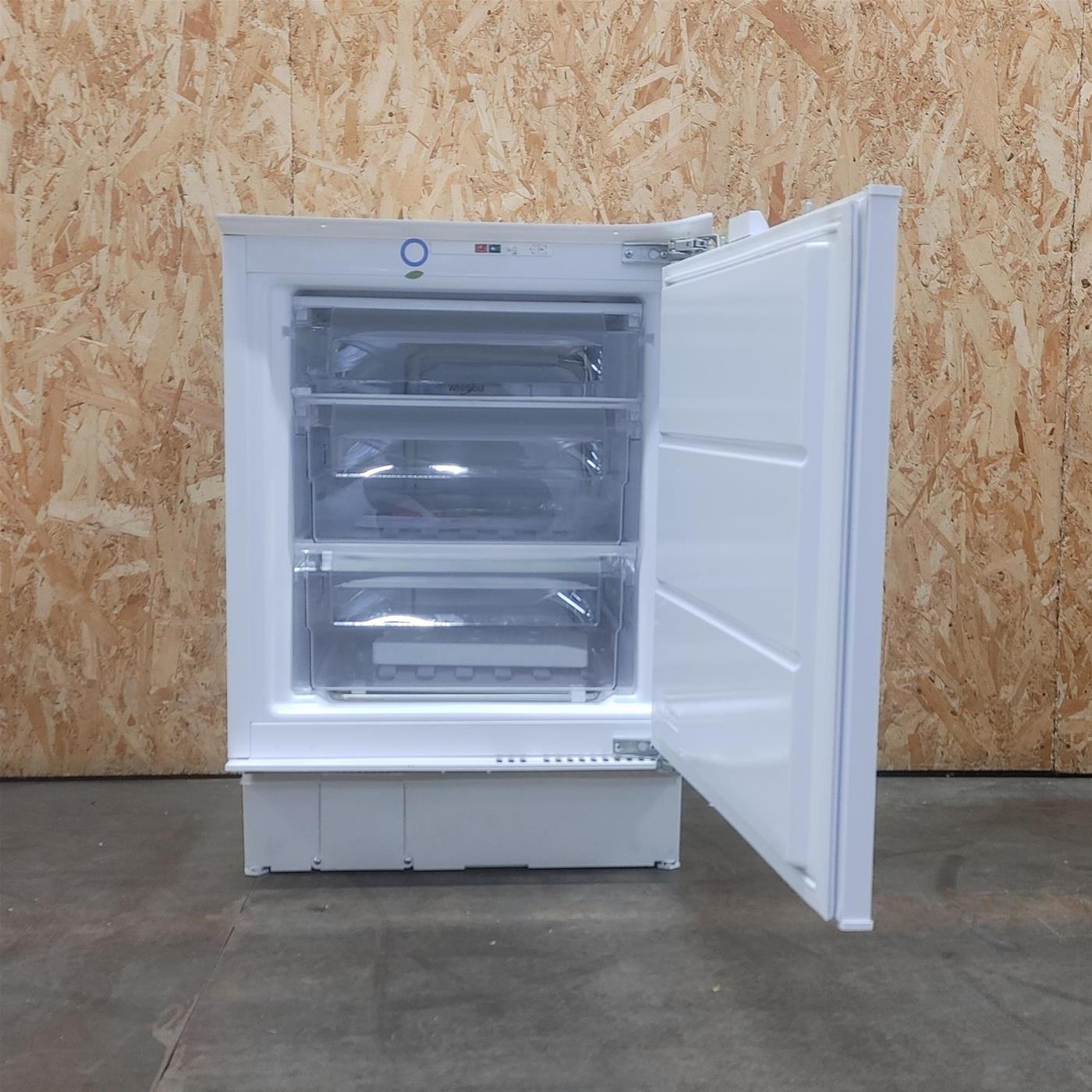 Congelatore verticale Whirlpool AFB 8281