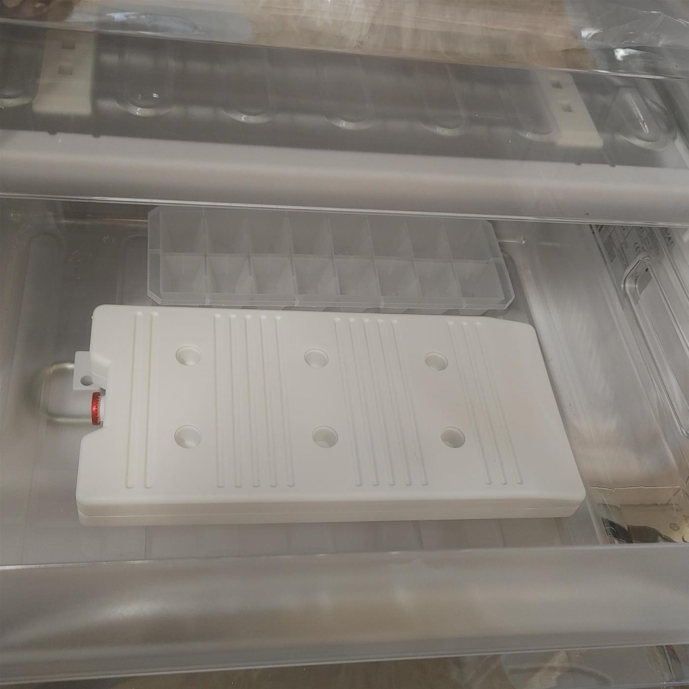 Congelatore verticale Whirlpool AFB 8281