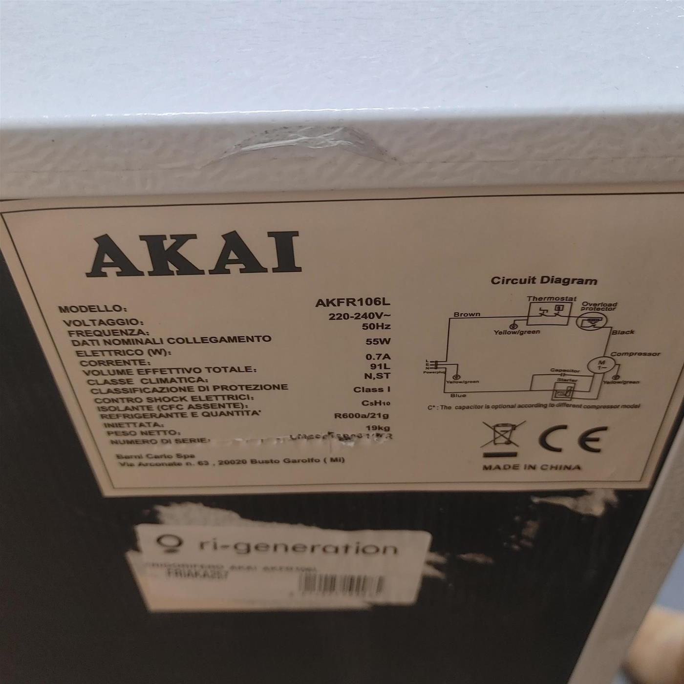 Akai AKFR106L frigorifero Libera installazione 91 LF Bianco