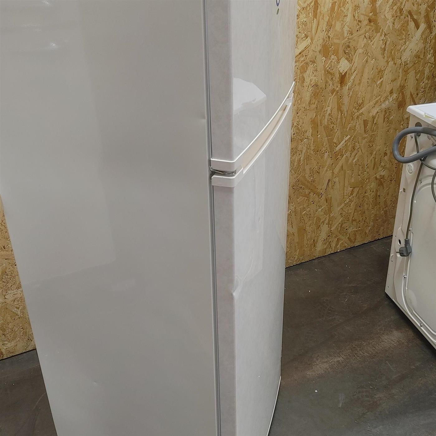 Frigorifero AKAI AKFR256NV 218 L