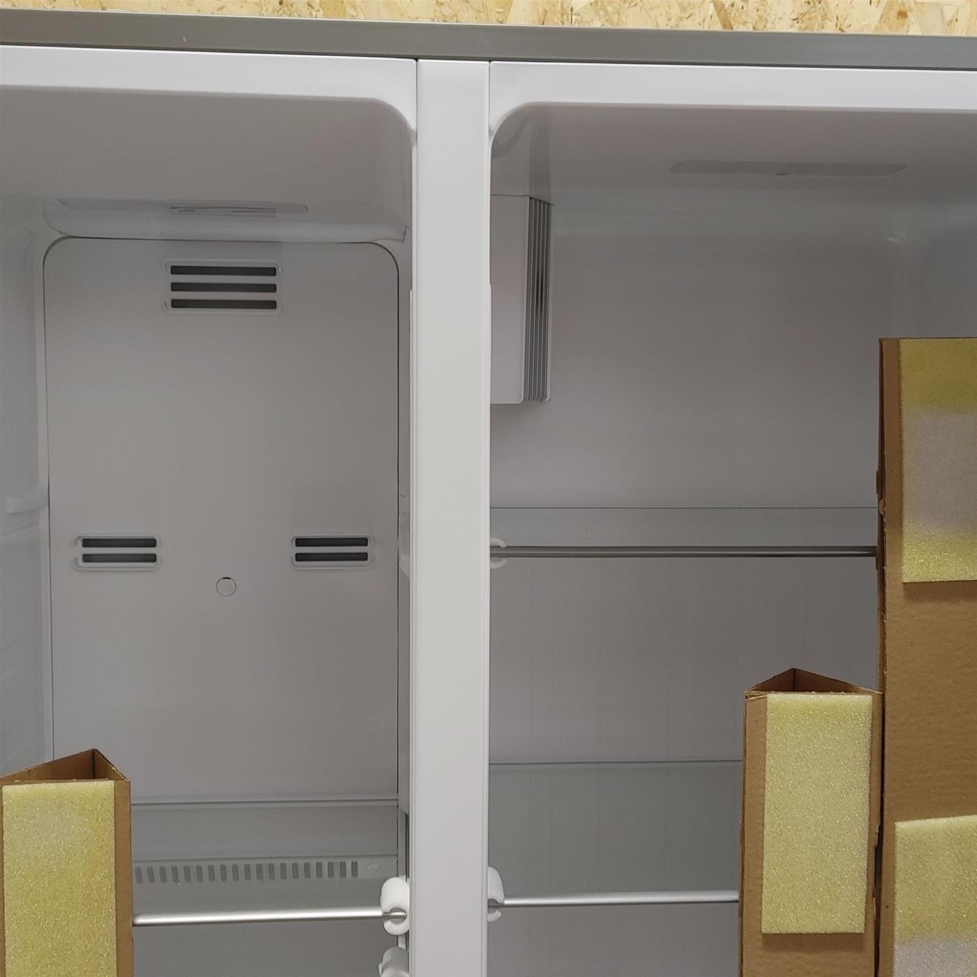 Frigorifero side-by-side Beko GNO4331XPN Libera installazione 442 LE Acciaio inox