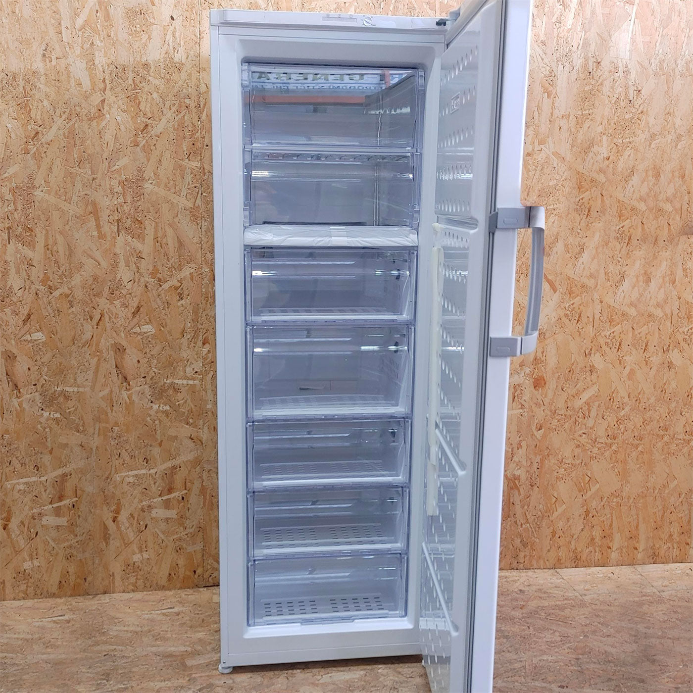 Congelatore Beko FS127940N Libera Installazione 244 LE Bianco