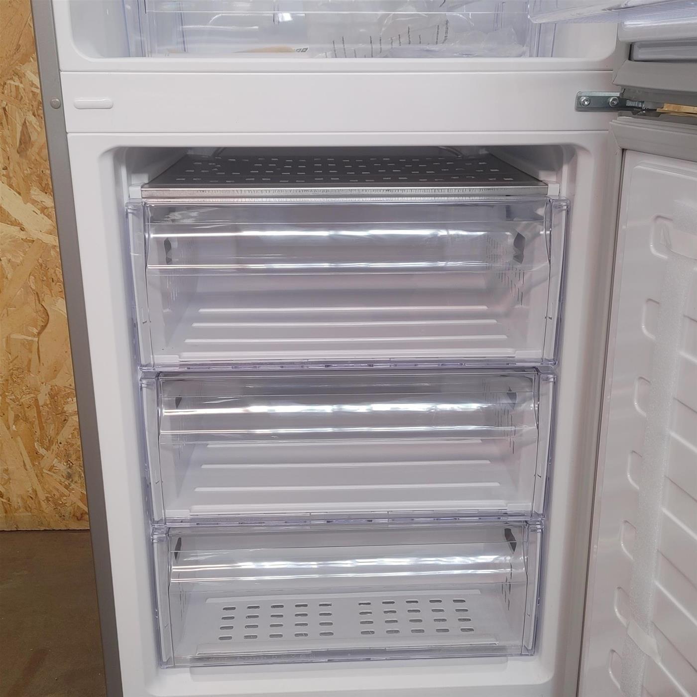 Beko RCSA330K30SN Libera installazione 300 LF Argento