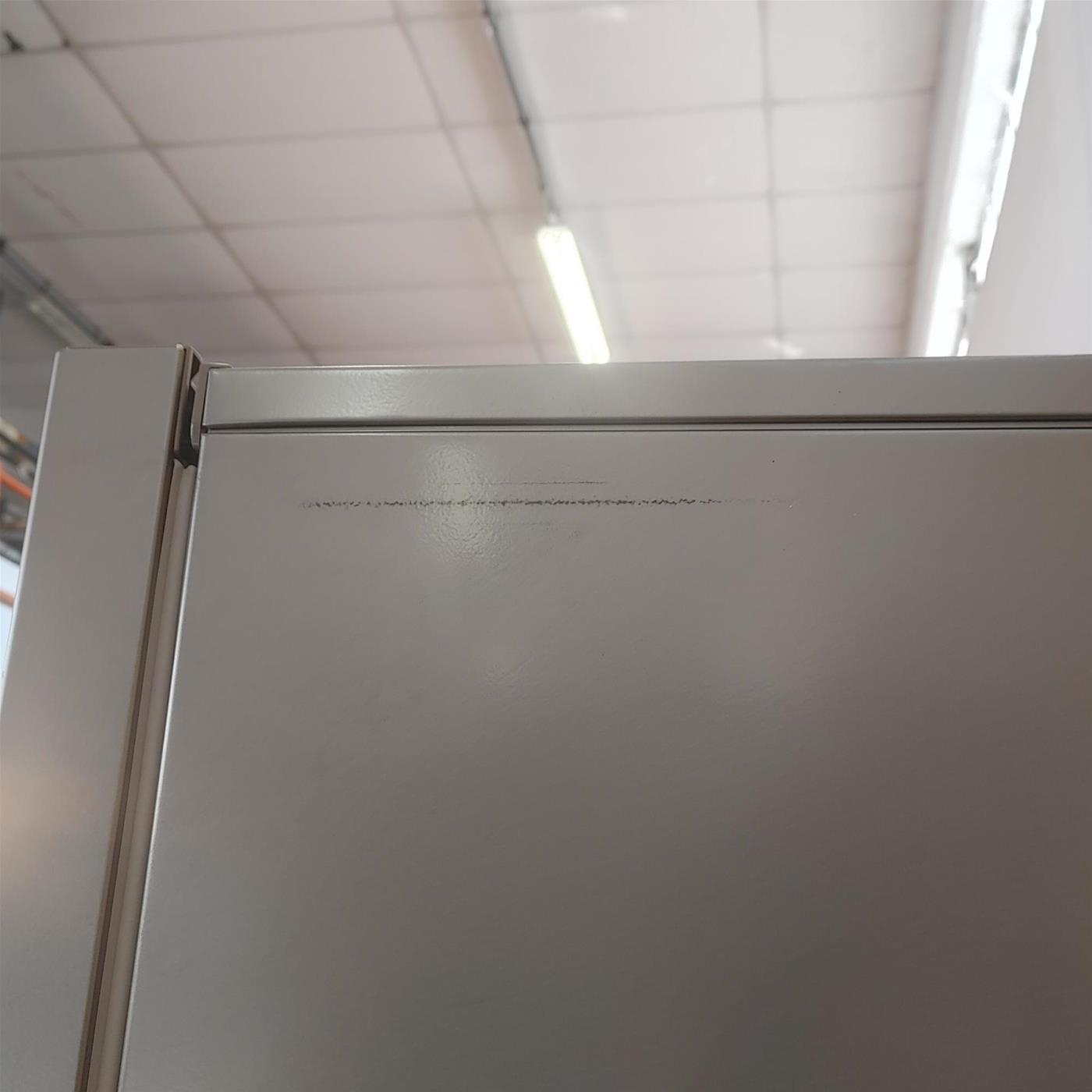 Beko RCSA330K30SN Libera installazione 300 LF Argento