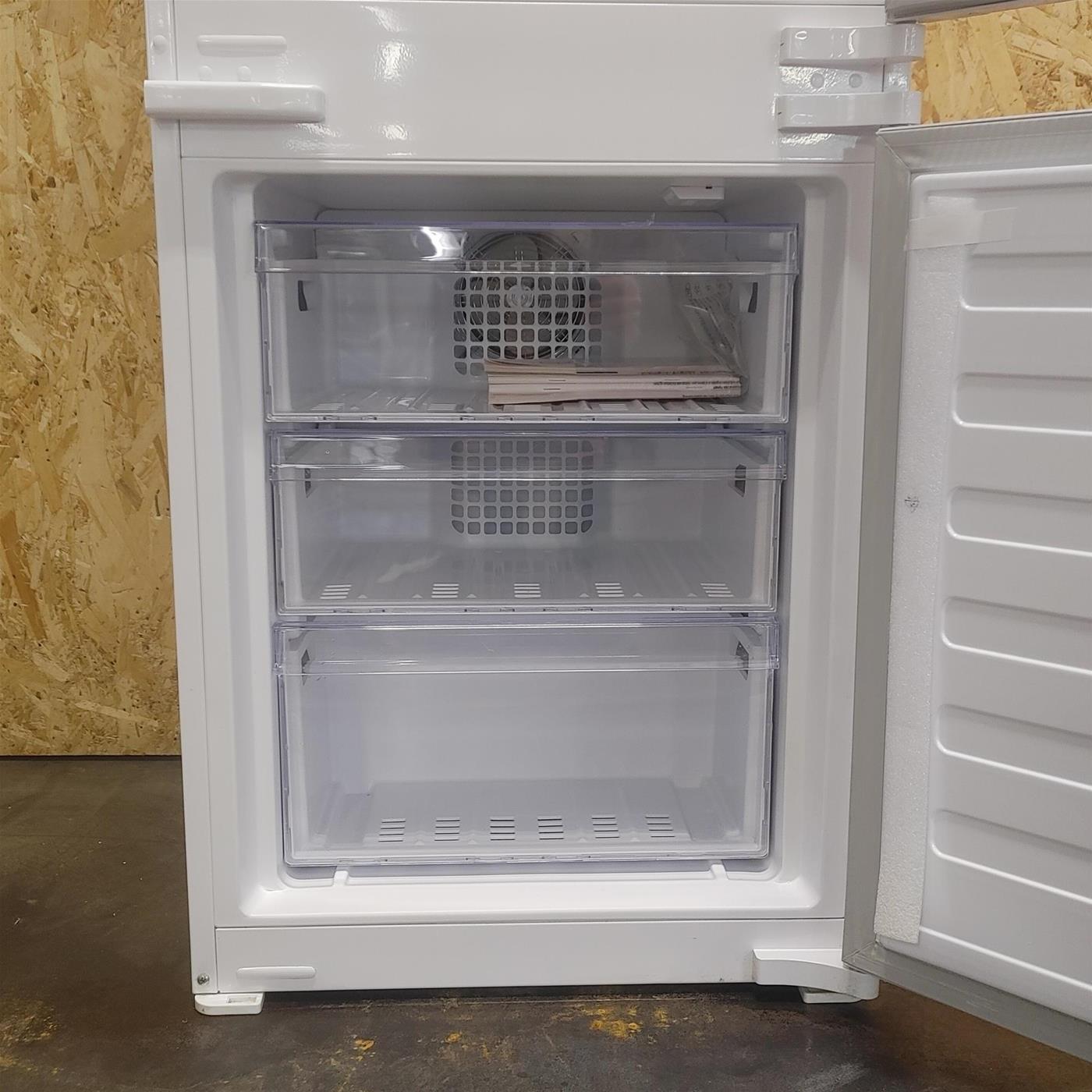 Beko BCNA275E4SN Incasso 254 LE Bianco