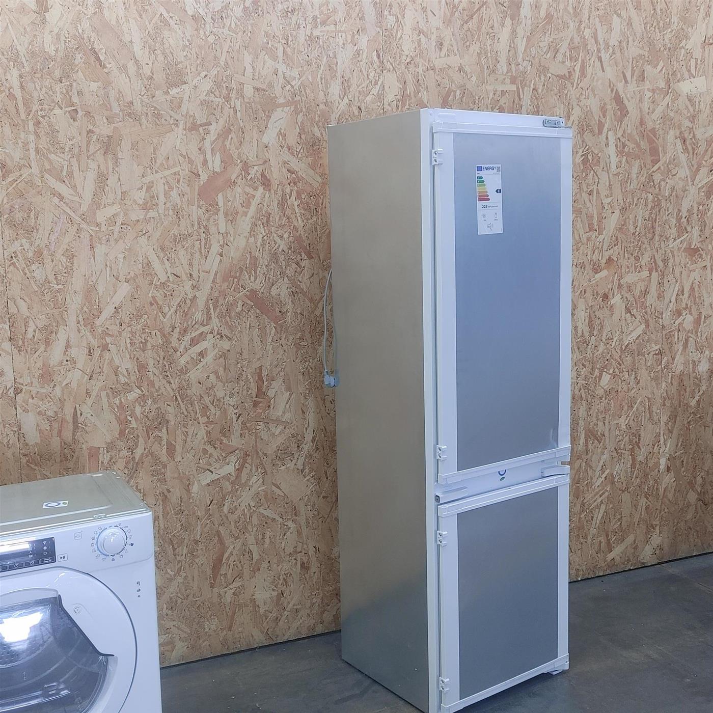 Frigorifero Beko BCSA285K4SN da Incasso 271 L