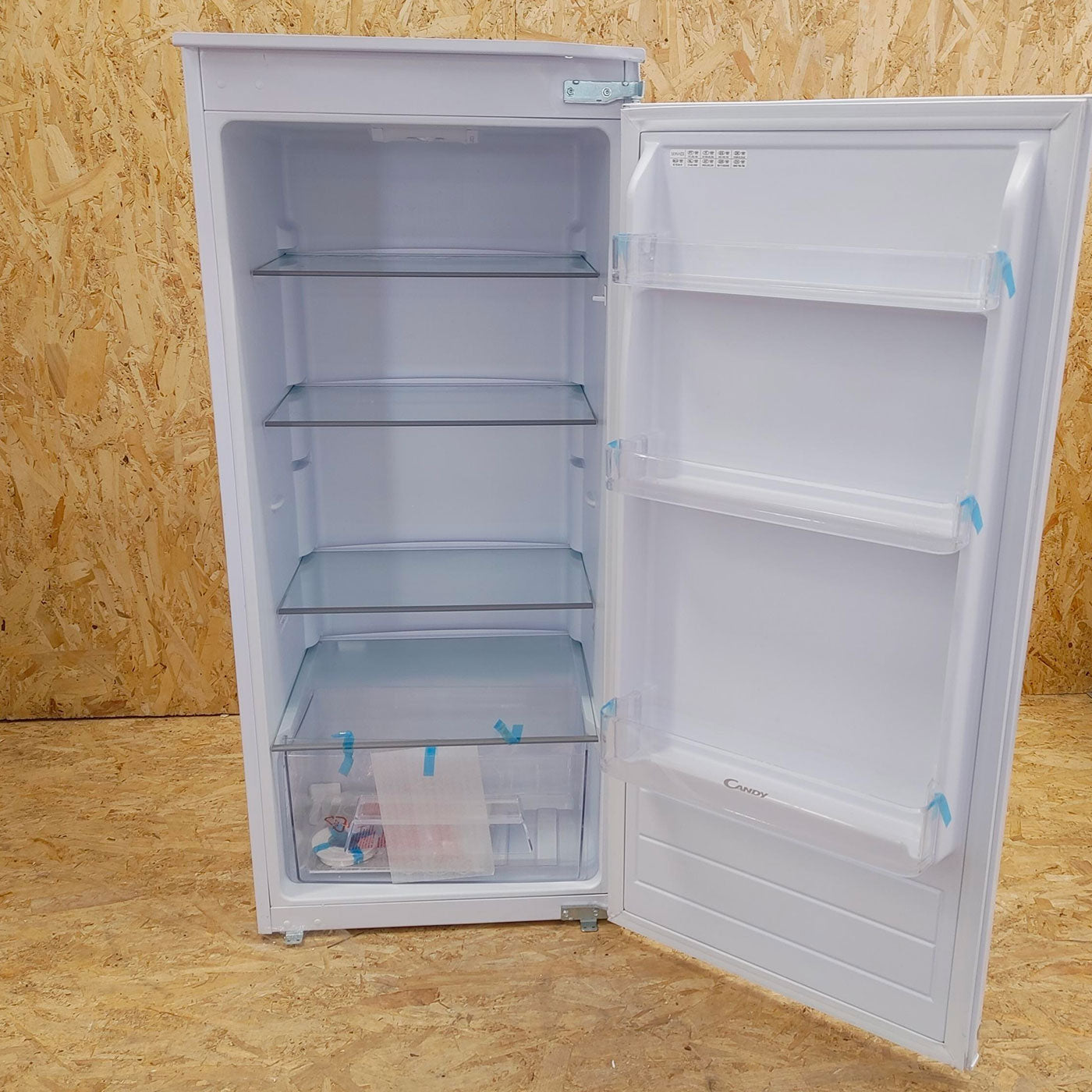 Candy LARDER CIL 220 NE/N frigorifero Da incasso 197 L F Bianco