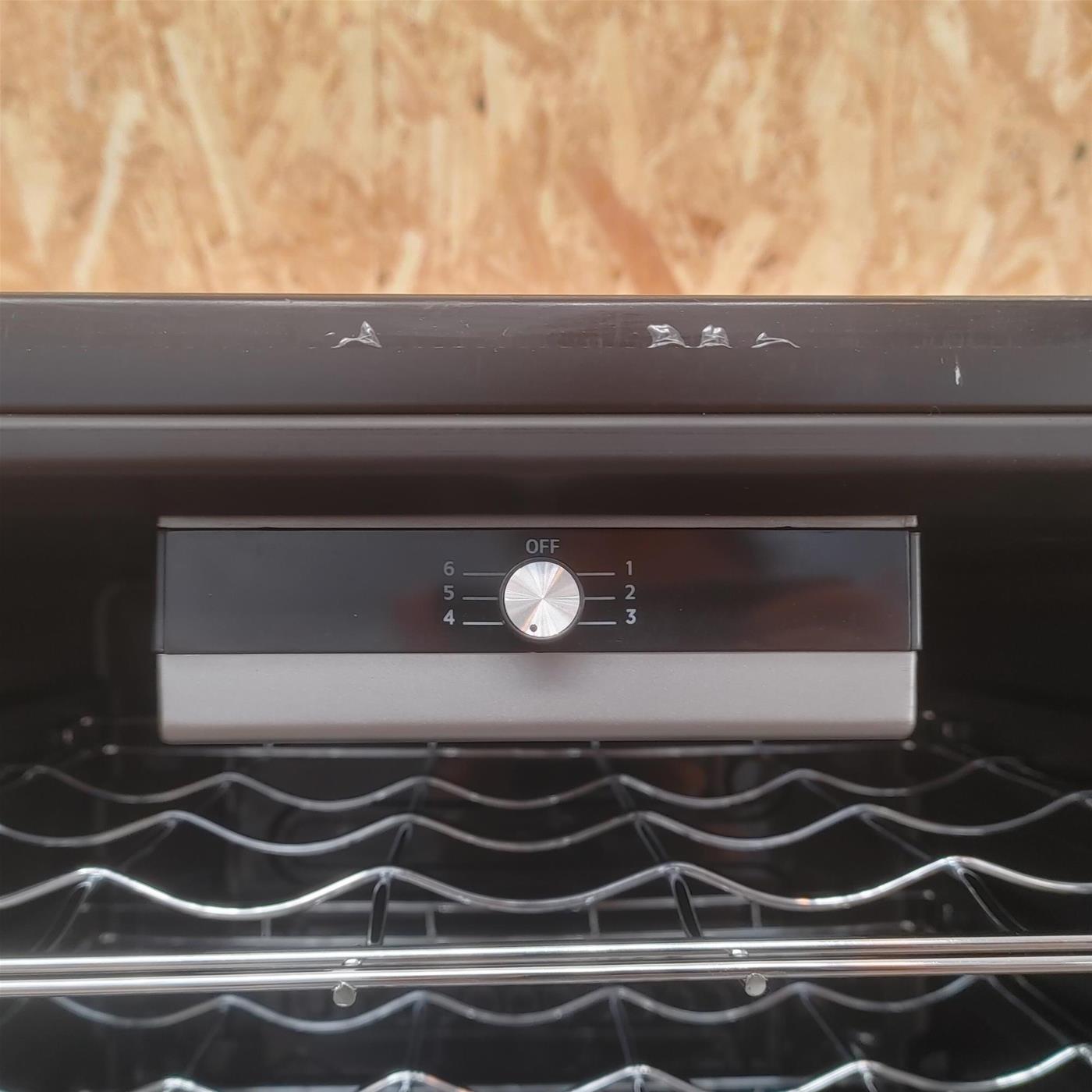 Cantinetta frigo Candy CWC150EM/N 41 bottiglie