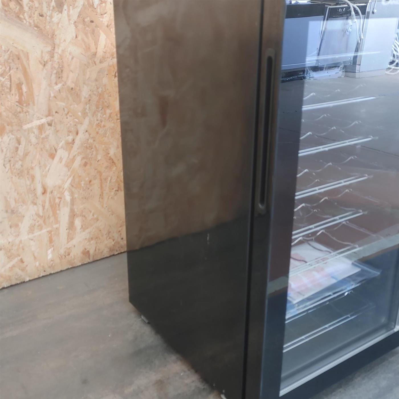 Cantinetta frigo Candy CWC150EM/N 41 bottiglie