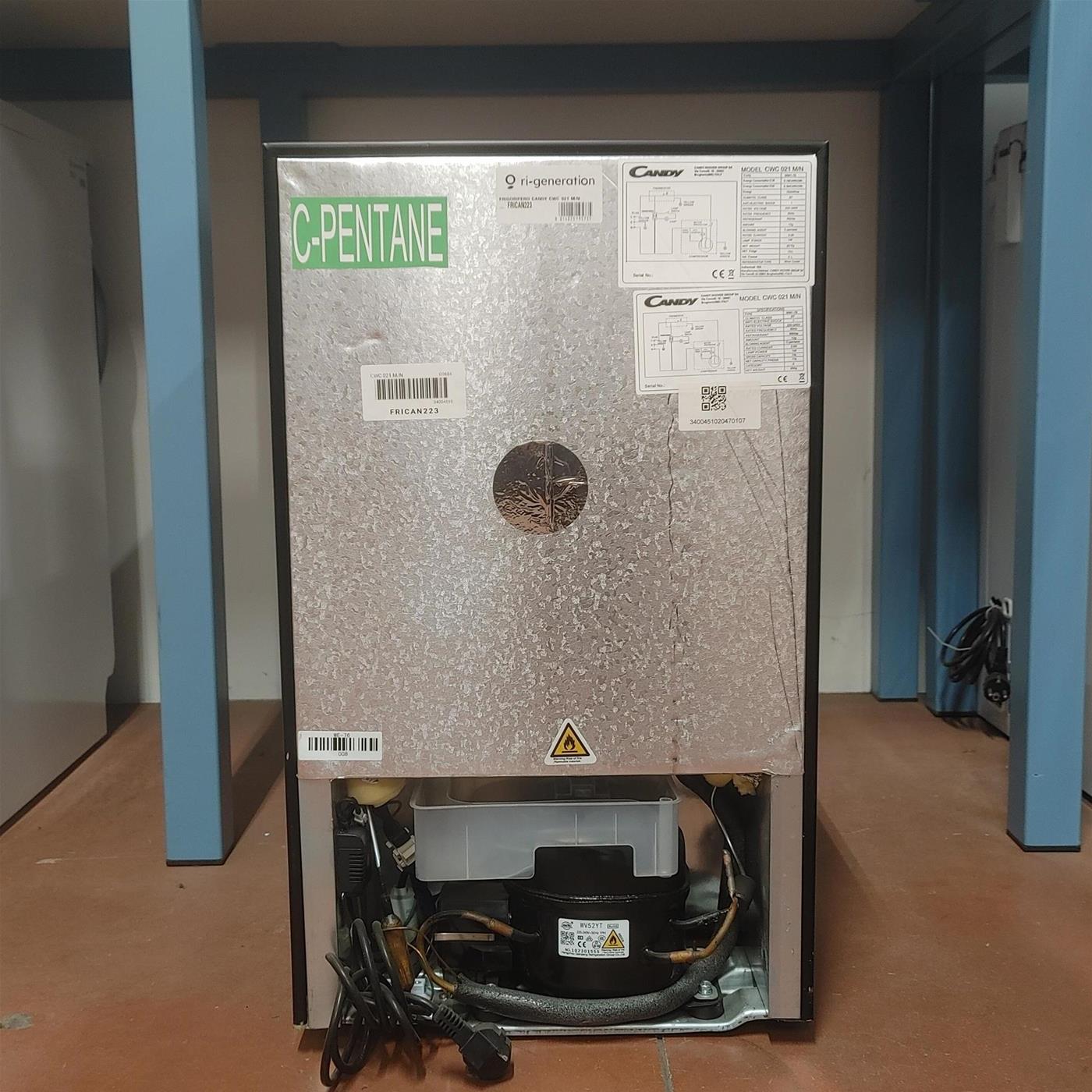 Candy CWC 021 M/N Cantinetta frigo con compressore Libera installazione Nero 21 bottiglia