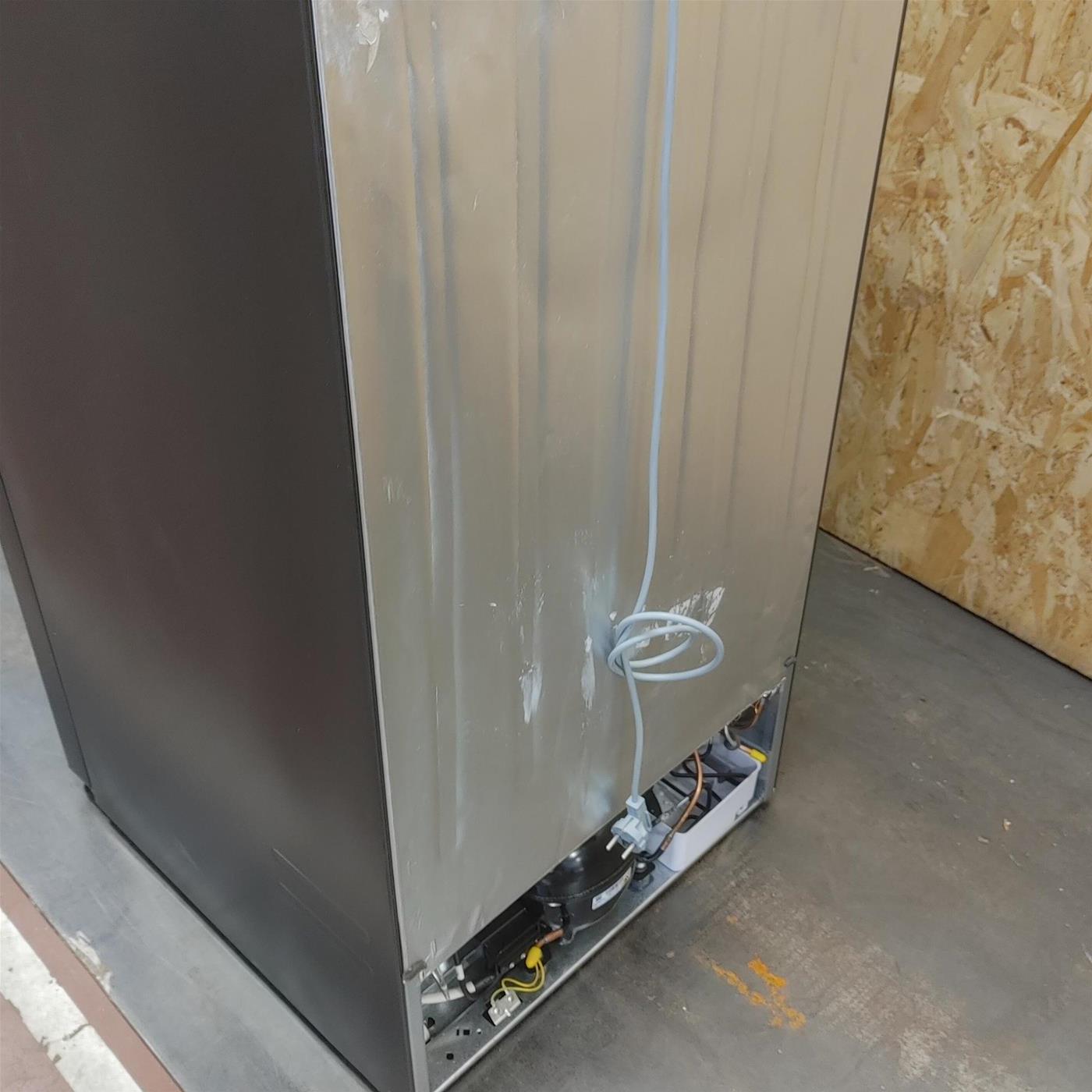 Candy Fresco CCE4T618EB Libera installazione 341 LE Nero