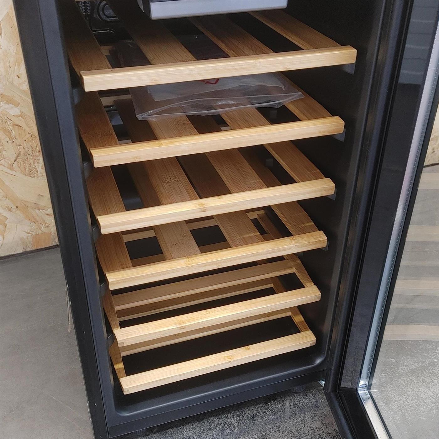 Candy DiVino CWCEL 210/N Frigorifero per vino a compressore Libera installazione Nero 21 bottiglia/e