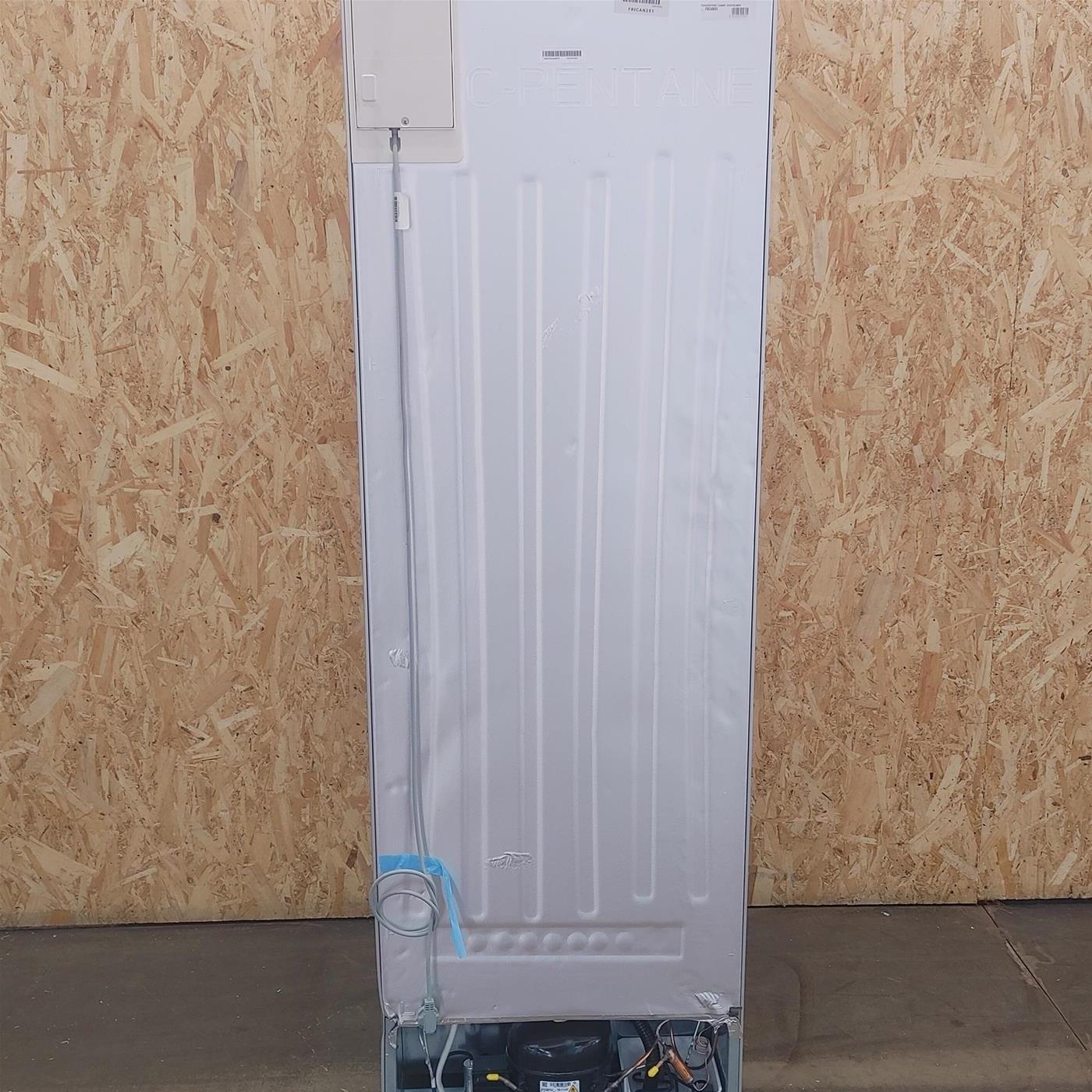 Candy Fresco CCE4T618ES Libera installazione 341 LE Argento