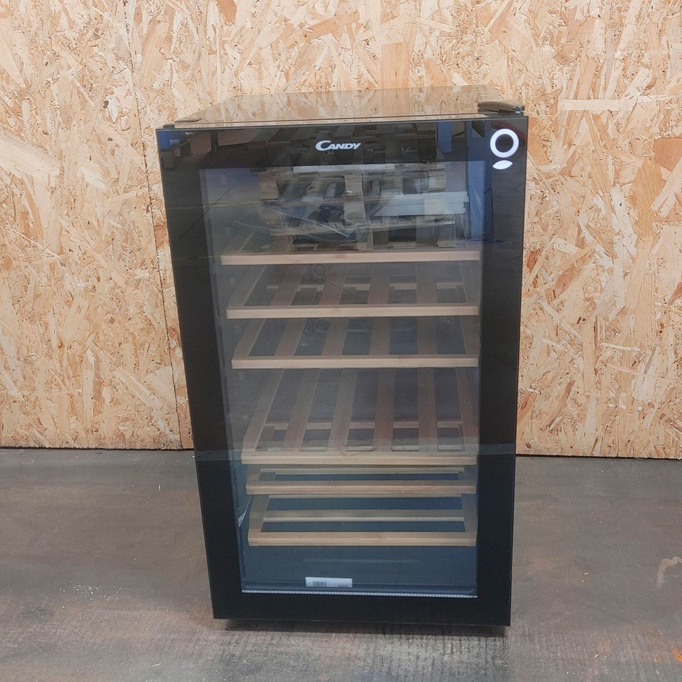 Candy DiVino CWC 150 UK Frigorifero per vino a compressore Libera installazione Nero 42 bottiglia/e