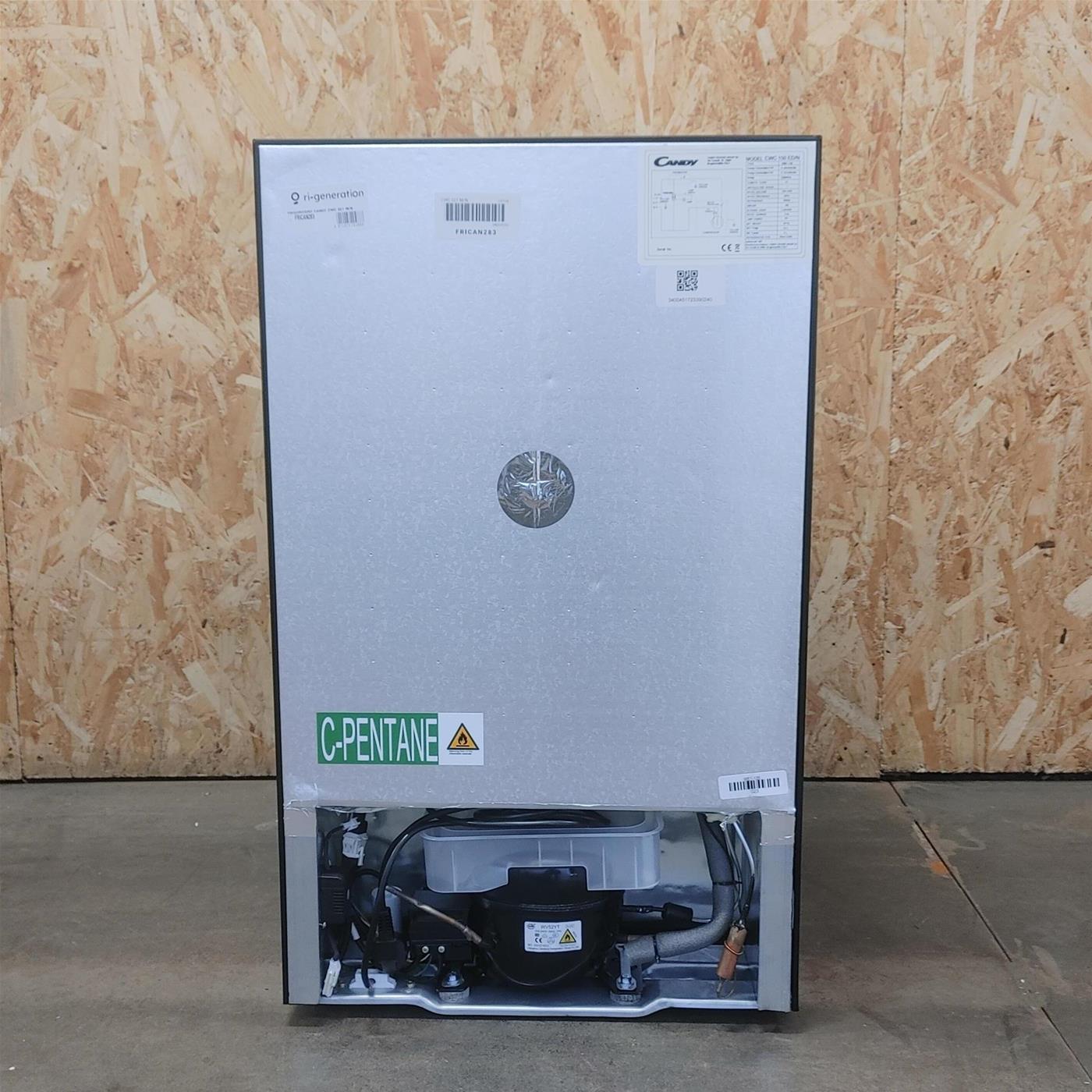 Candy DiVino CWC 150 ED/N Frigorifero per vino a compressore Libera installazione Nero 41 bottiglia/e