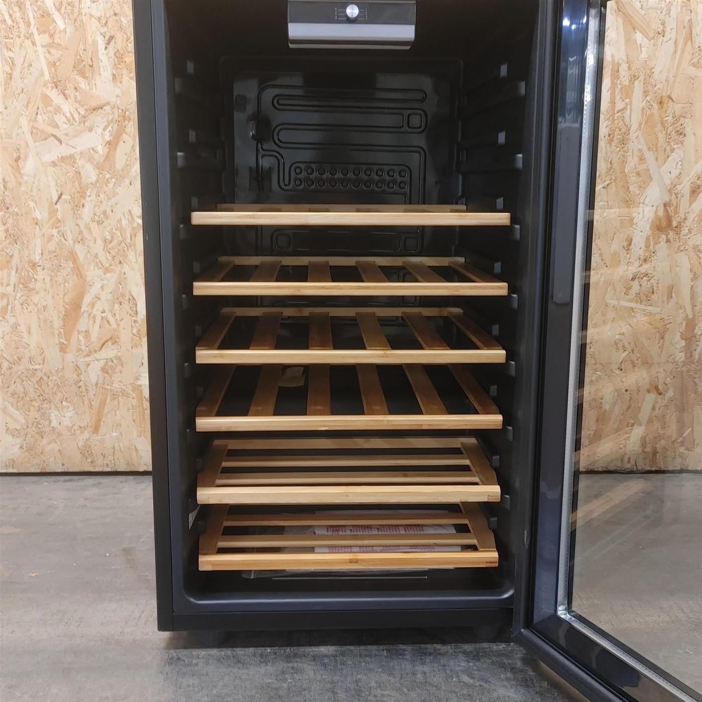 Candy DiVino CWC 150 MH Frigorifero per vino a compressore Libera installazione Nero 41 bottiglia/e