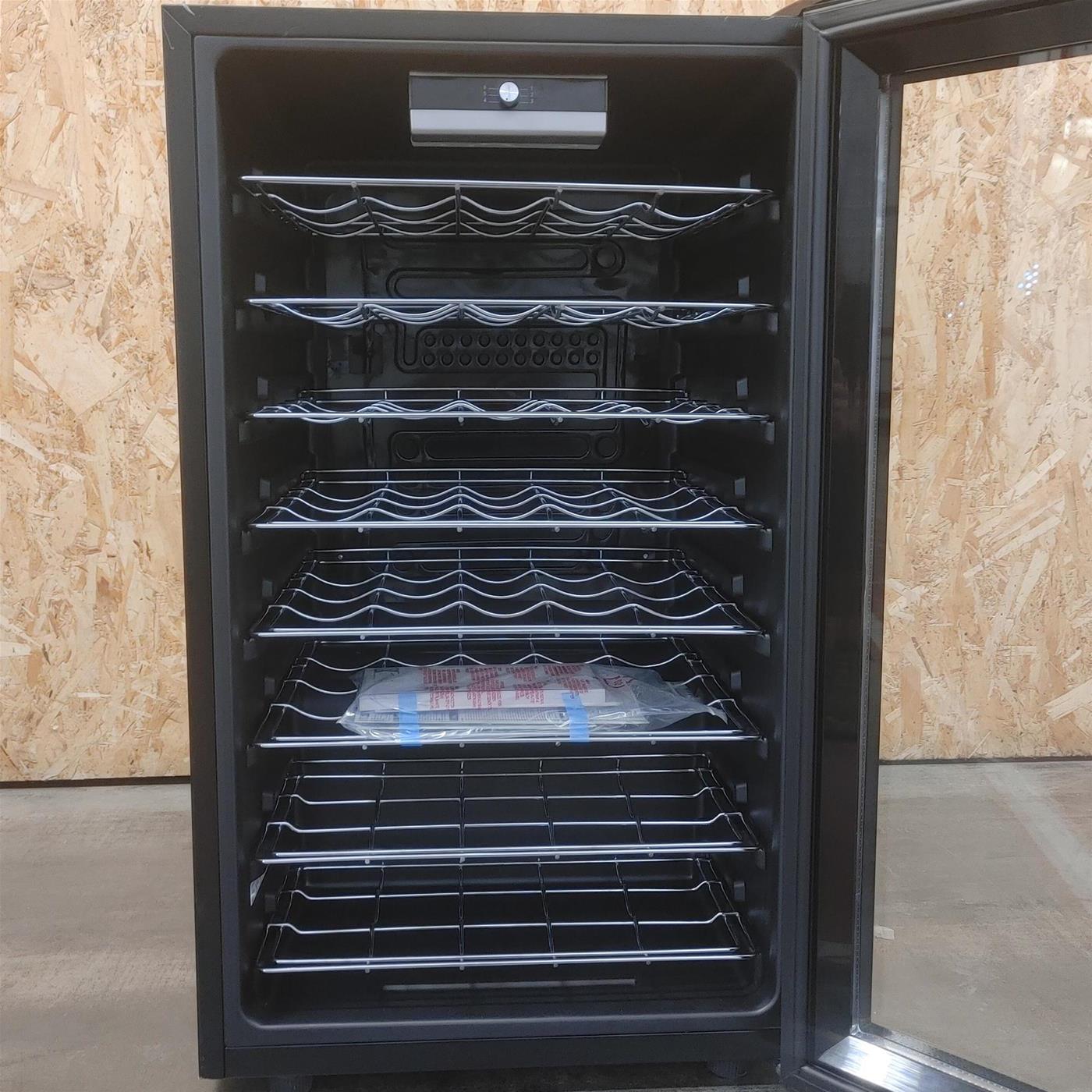 Candy DiVino CWC 150 EM/N Libera installazione Nero 41 bottiglia(e)