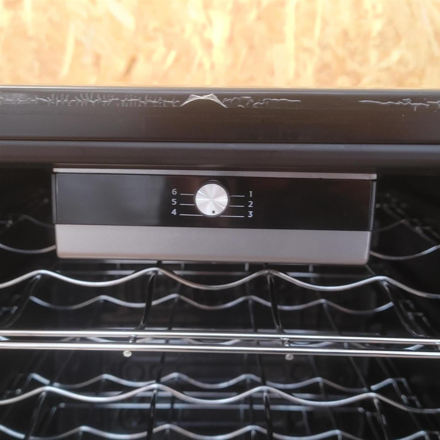 Cantinetta Frigo Candy DiVino CWC 150 EM/N 41 bottiglia