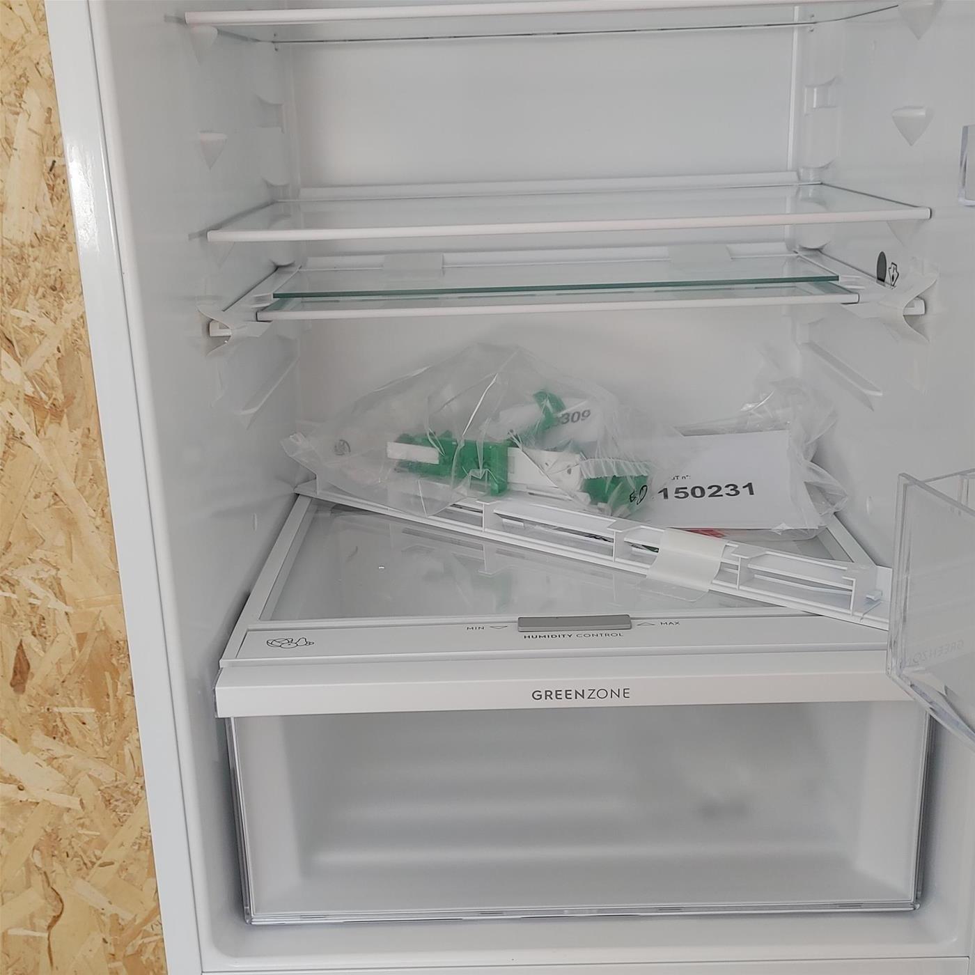 Electrolux LNS7TE18S3 frigorifero con congelatore Libera installazione 256 L E Bianco