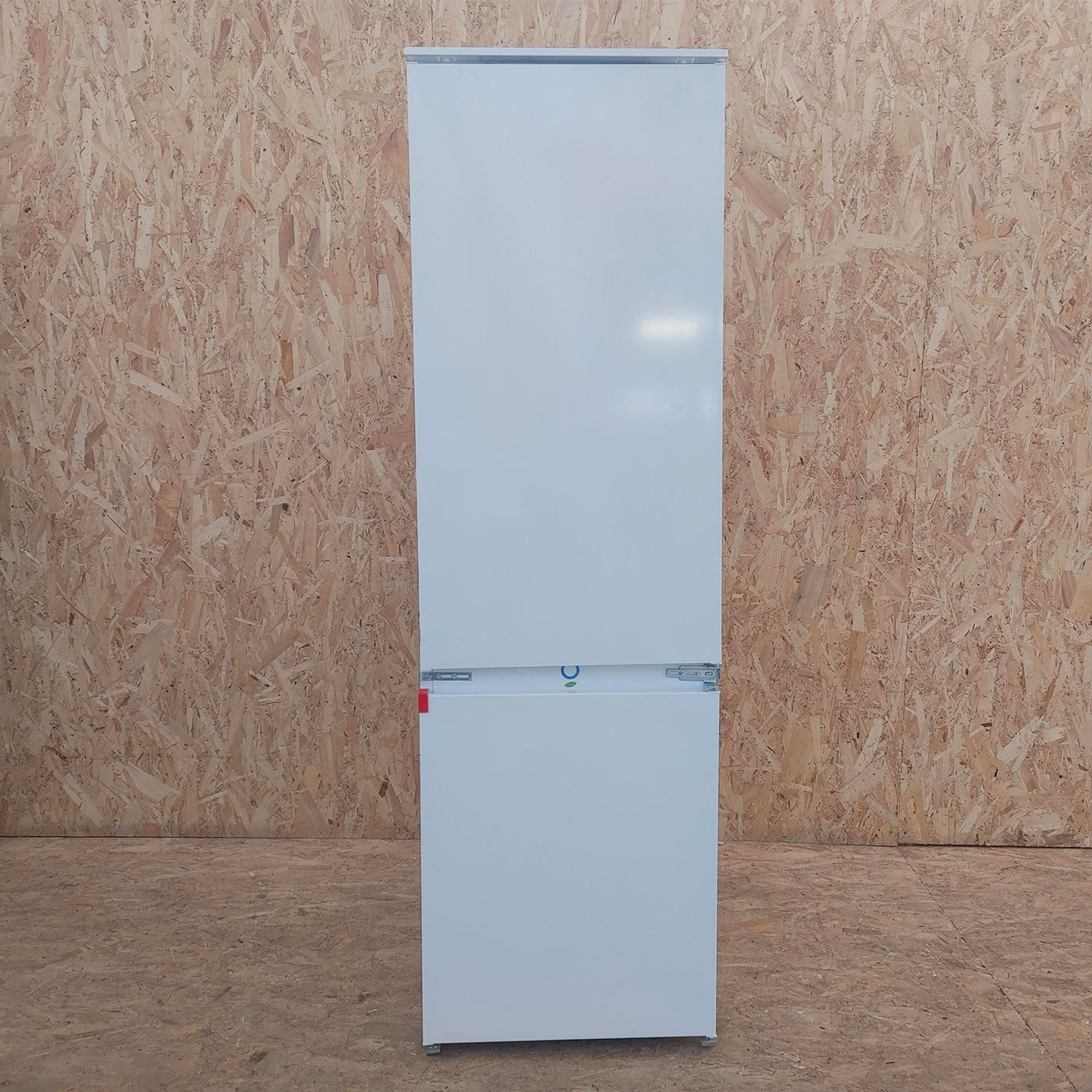 Electrolux ENT7TF18S frigorifero con congelatore Da incasso 254 L F, Total No Frost
